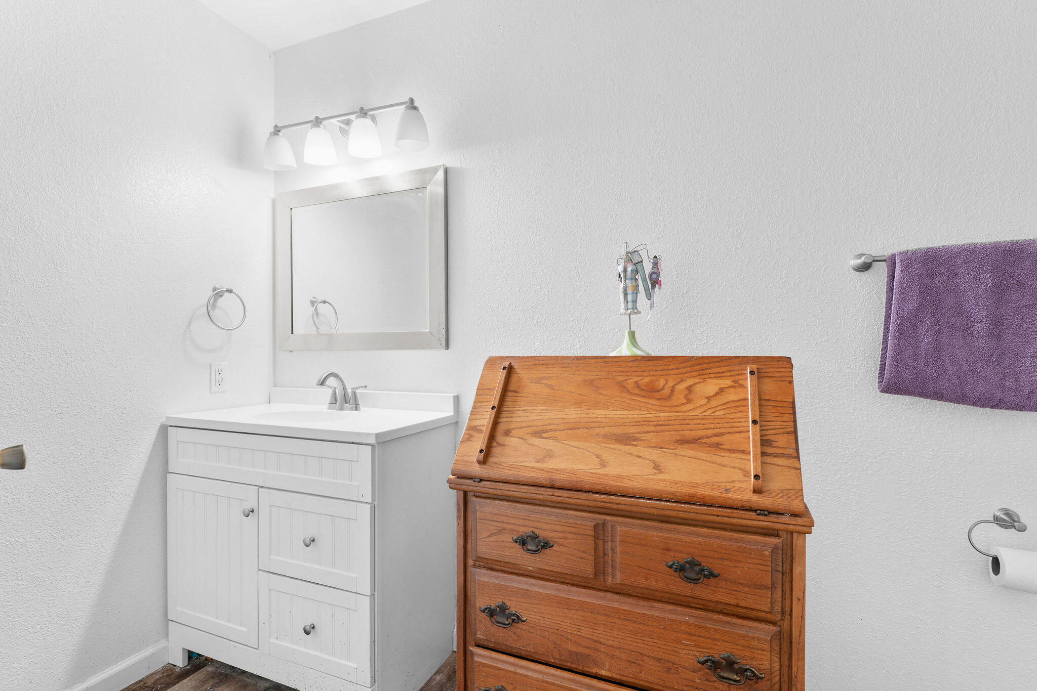 704 Iowa Colony Road Property Photo 14
