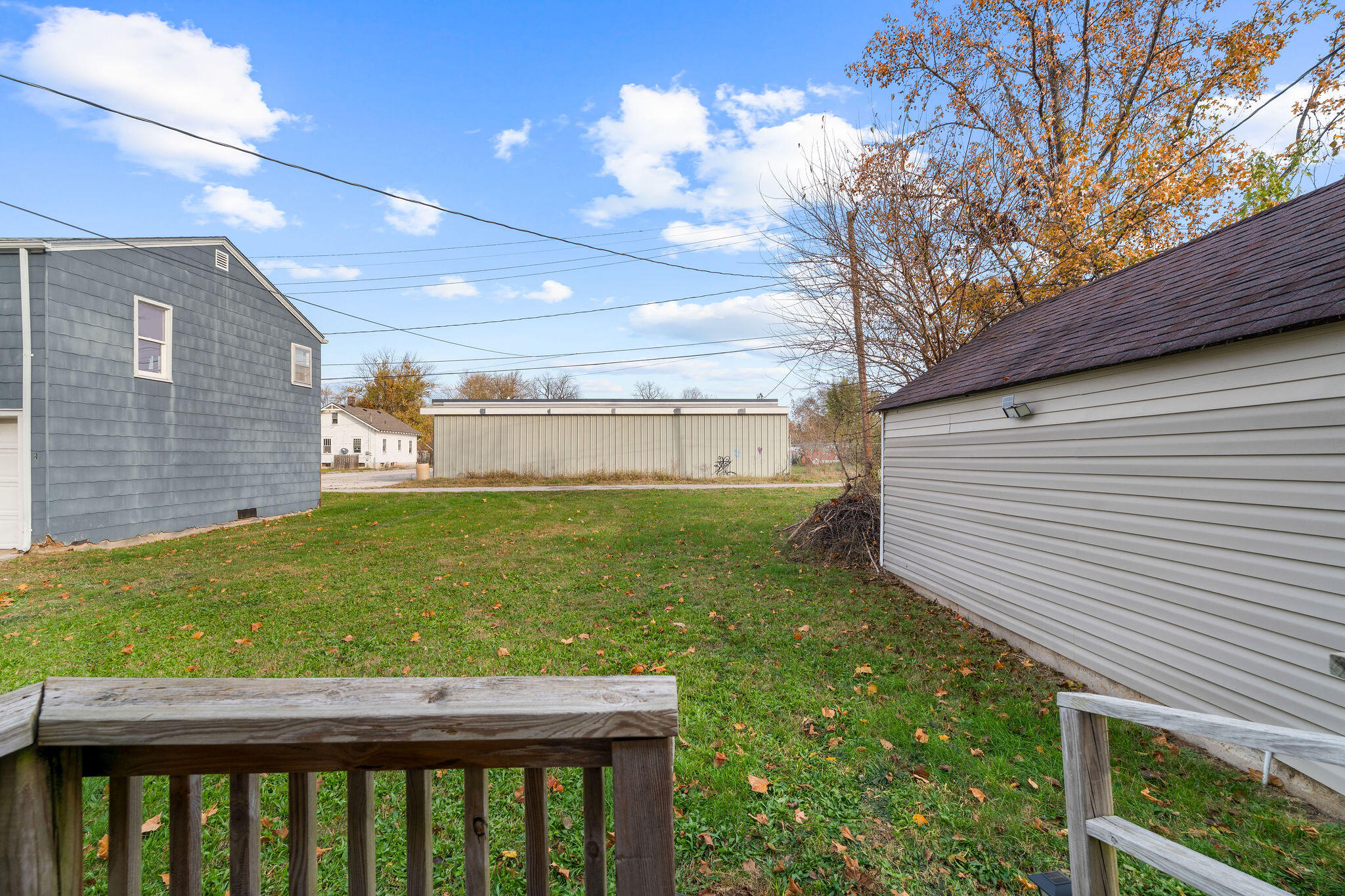 2323 West Walnut Street Property Photo 15