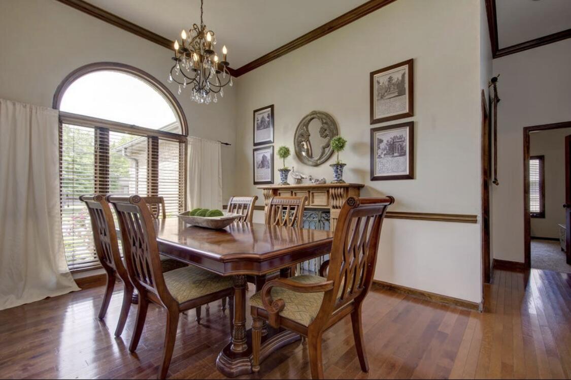 3165 East Topping Circle Property Photo 7