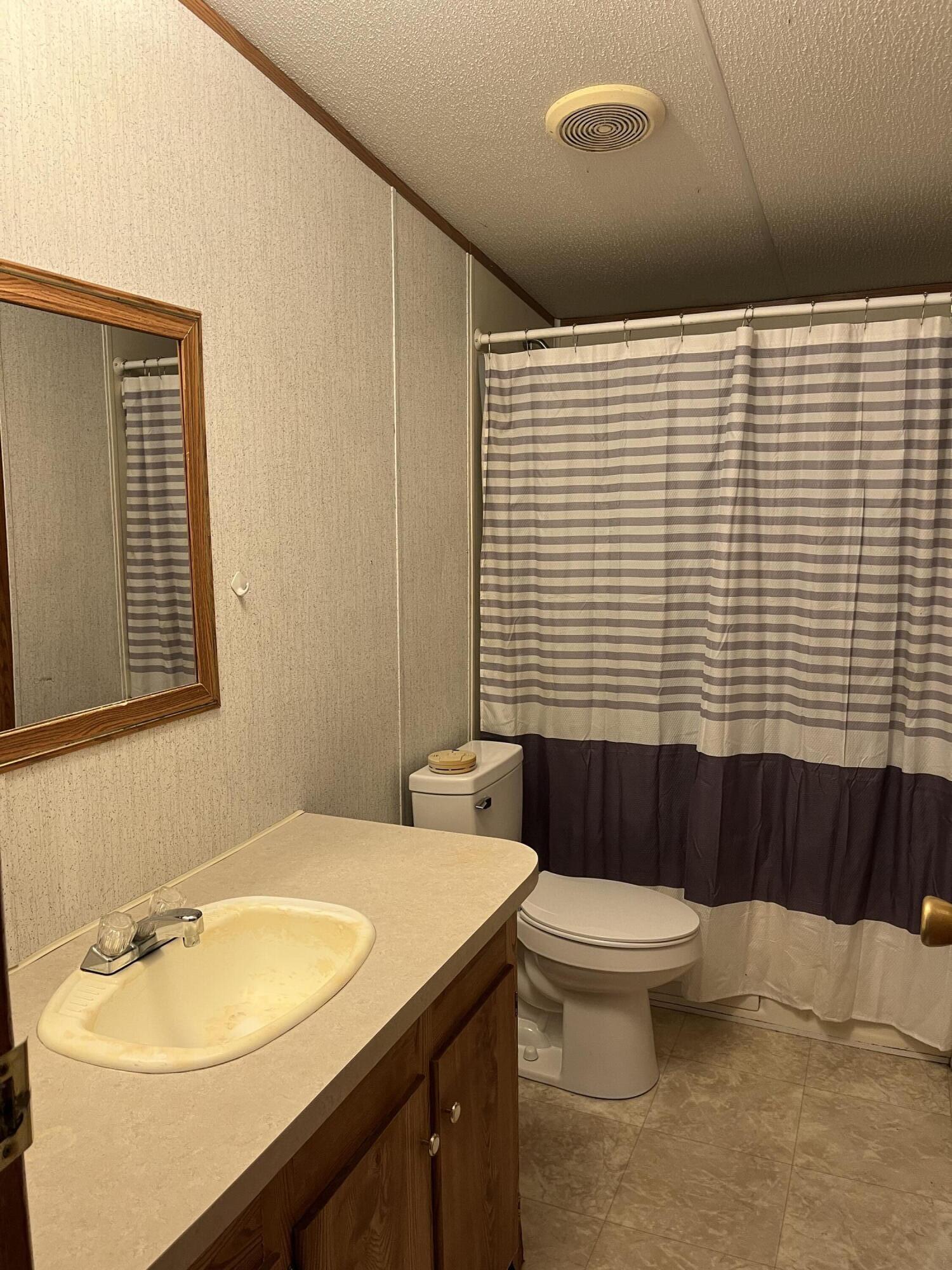 371 Post Oak Road Property Photo 9