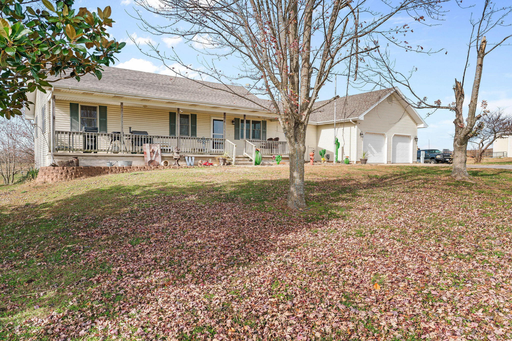 12958 West Farm Road 114 Property Photo 6