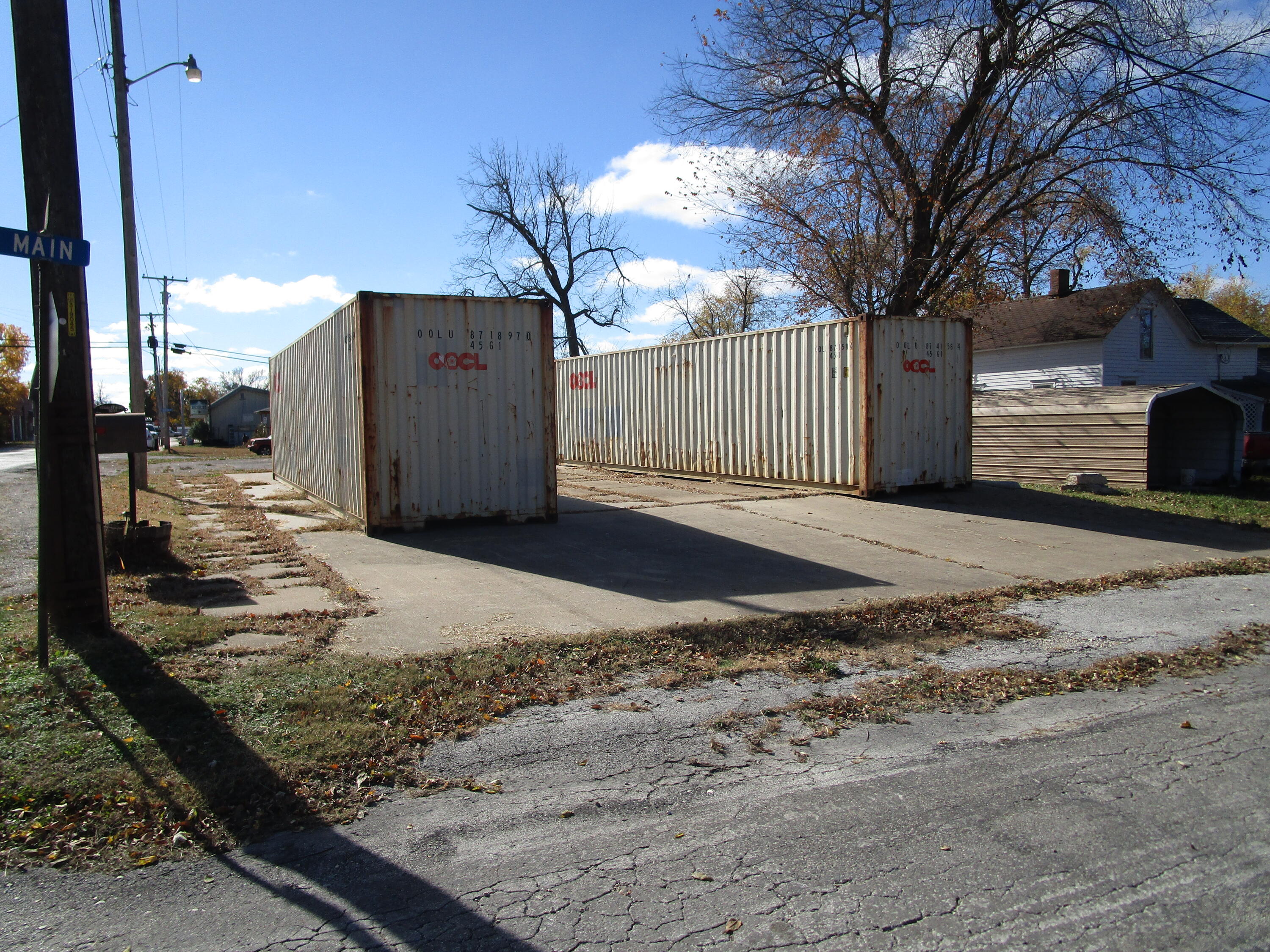 000 West Main Street Property Photo 2