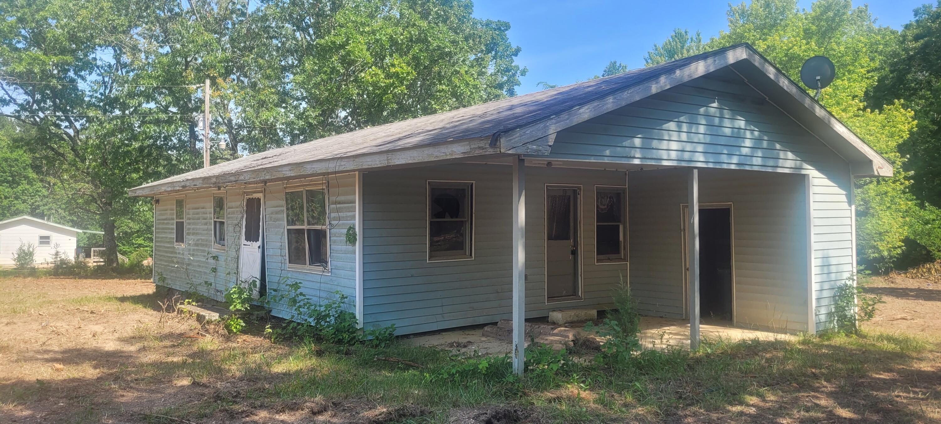 14730 Boiling Springs Road Property Photo 2