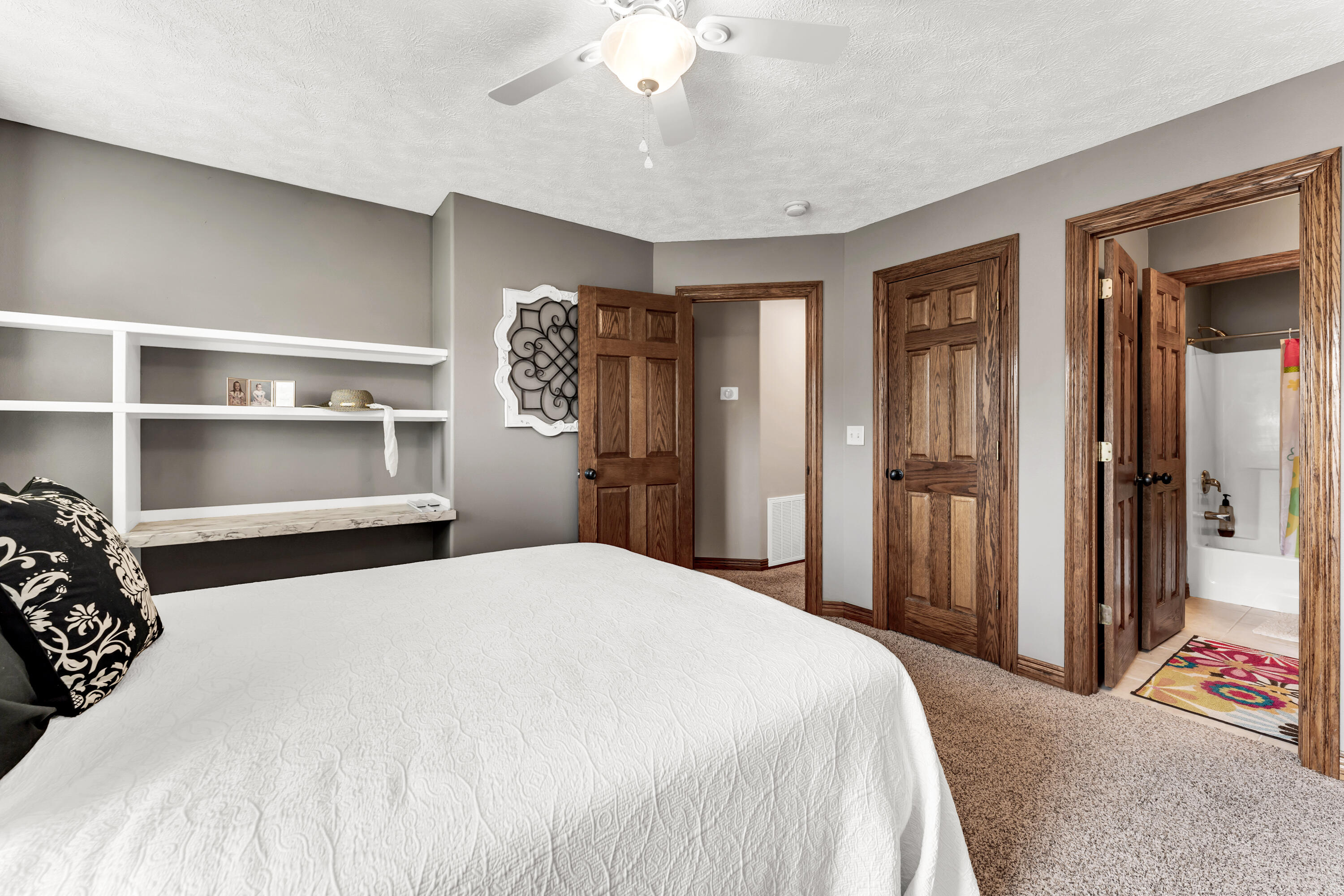 1910 West Meadow Lark Lane Property Photo 32