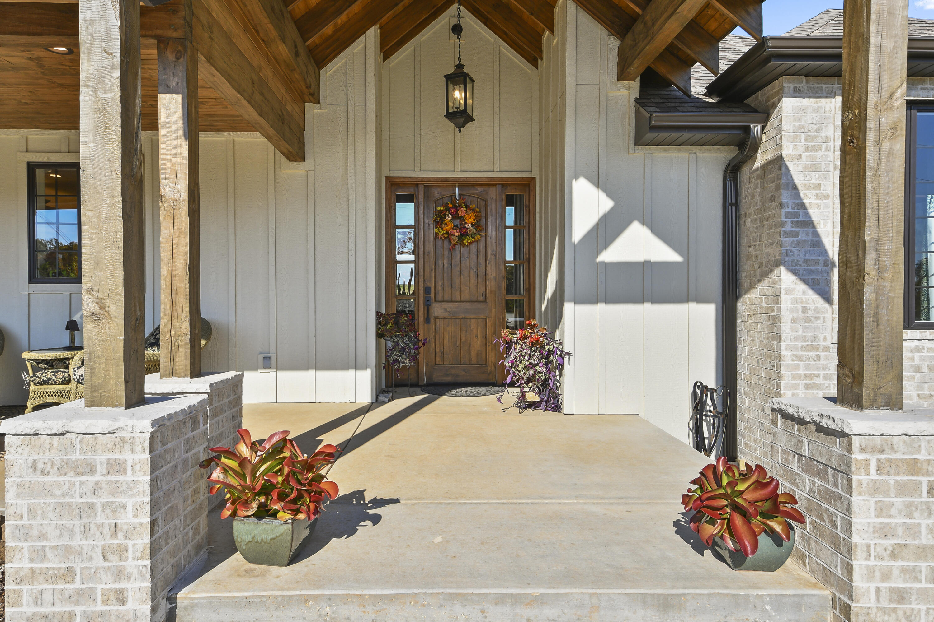 74 Hunters Drive Property Photo 4