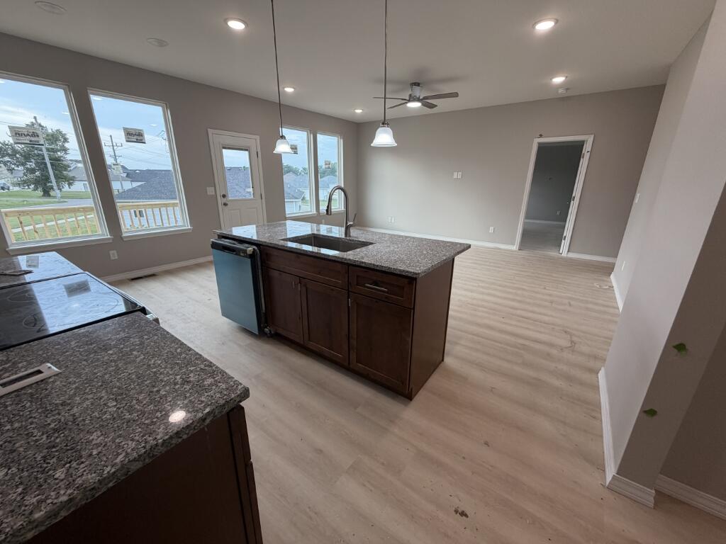1133 East Habersham Street Property Photo 2