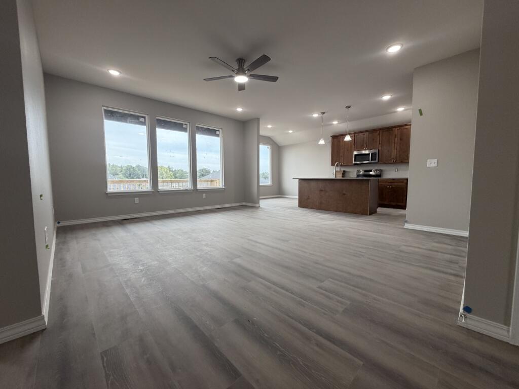 1159 East Habersham Street Property Photo 3