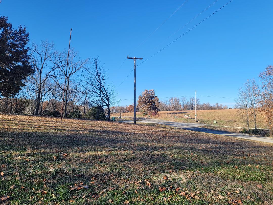 3079 Highway M Property Photo 4