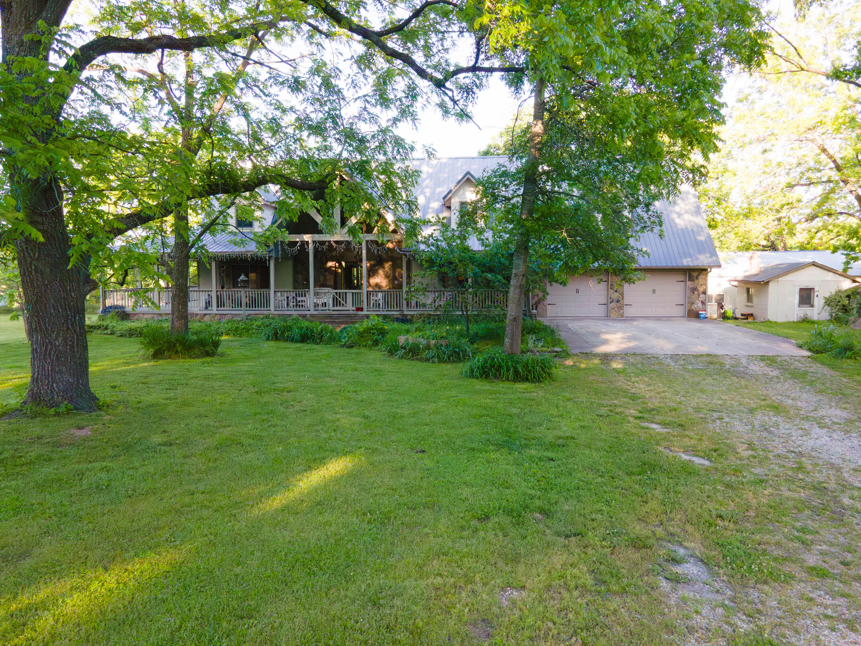 10790 Z Highway Property Photo 5