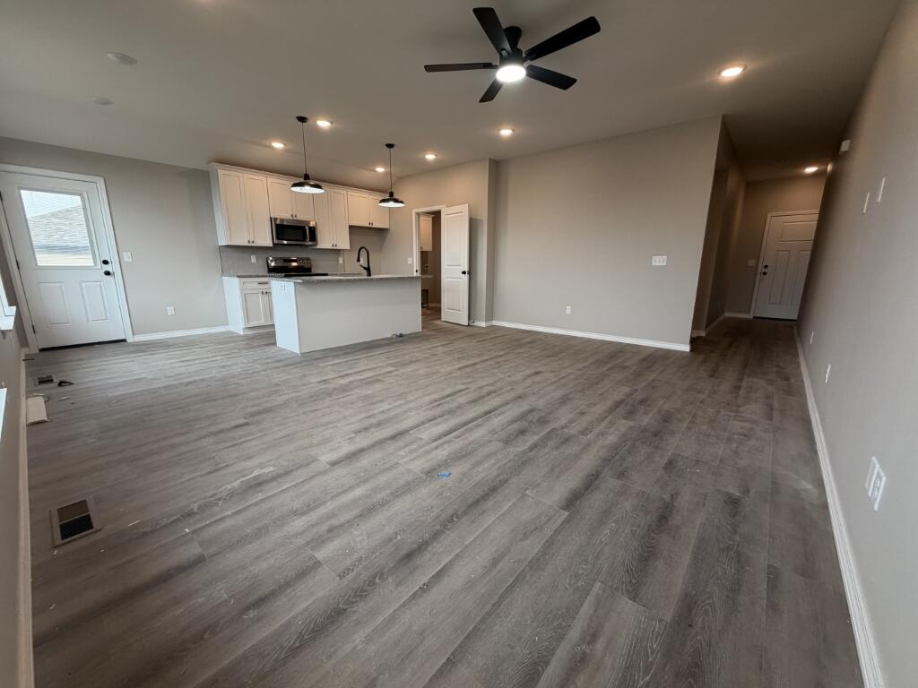 1183 East Habersham Street Property Photo 3
