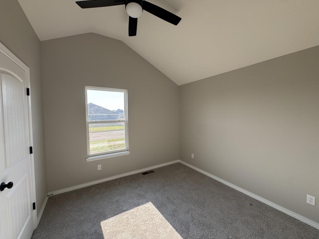 1413 South Barnard Way Property Photo 10