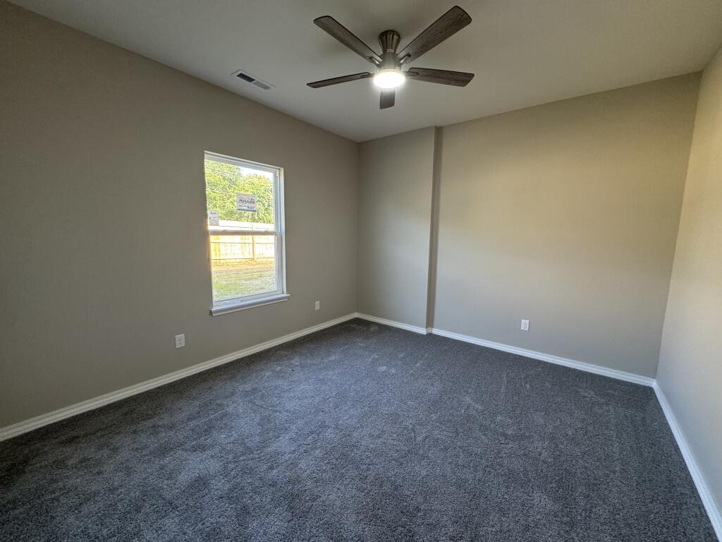 1429 South Barnard Way Property Photo 6