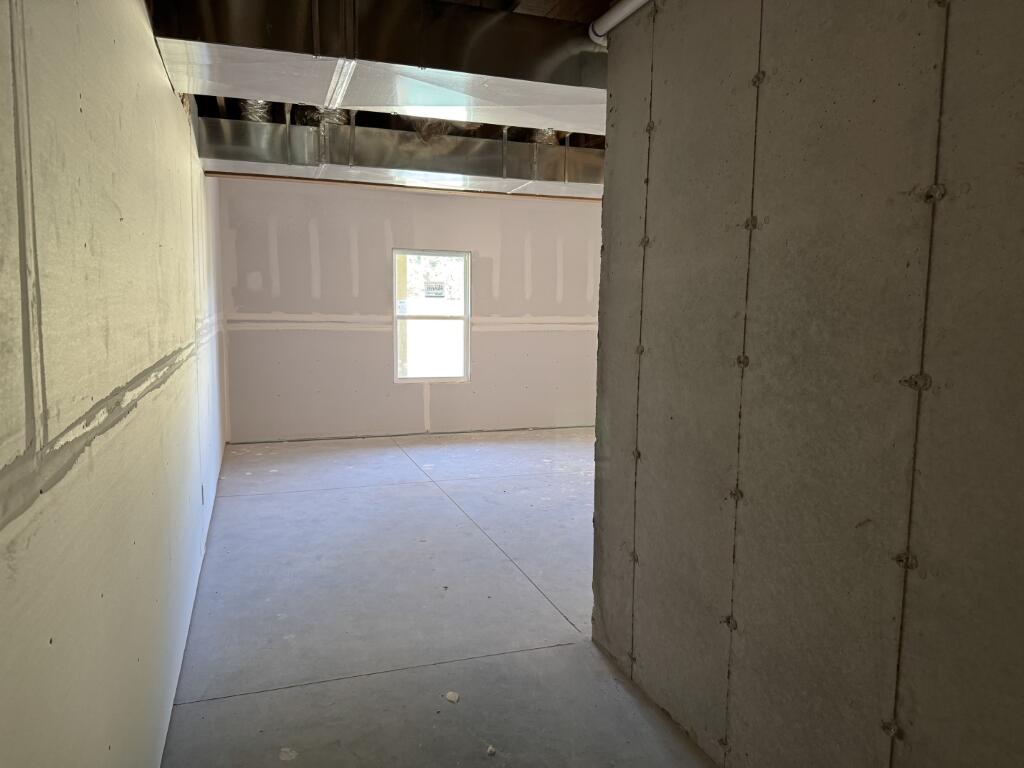 1429 South Barnard Way Property Photo 11