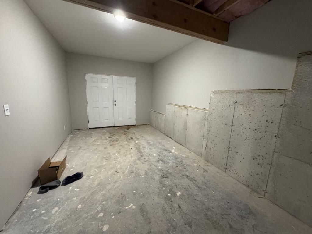 1429 South Barnard Way Property Photo 13