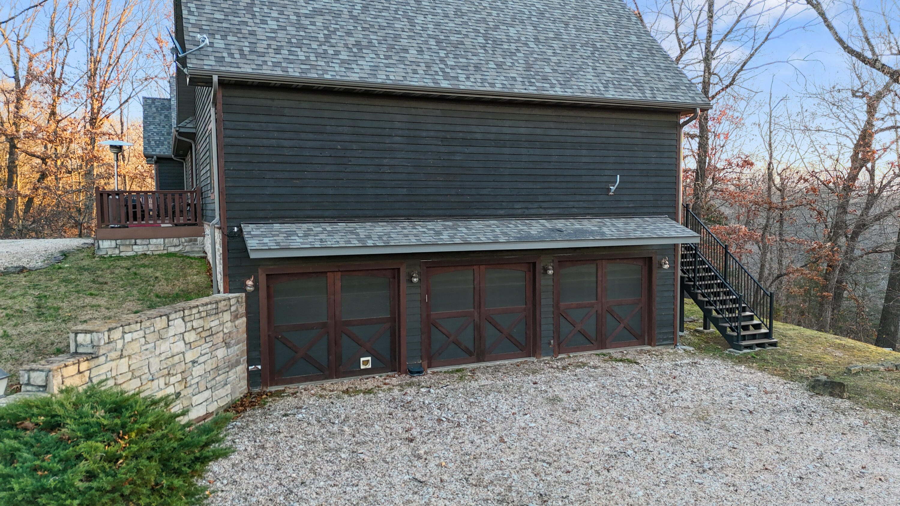 22011 Coyote Ridge Road Property Photo 5