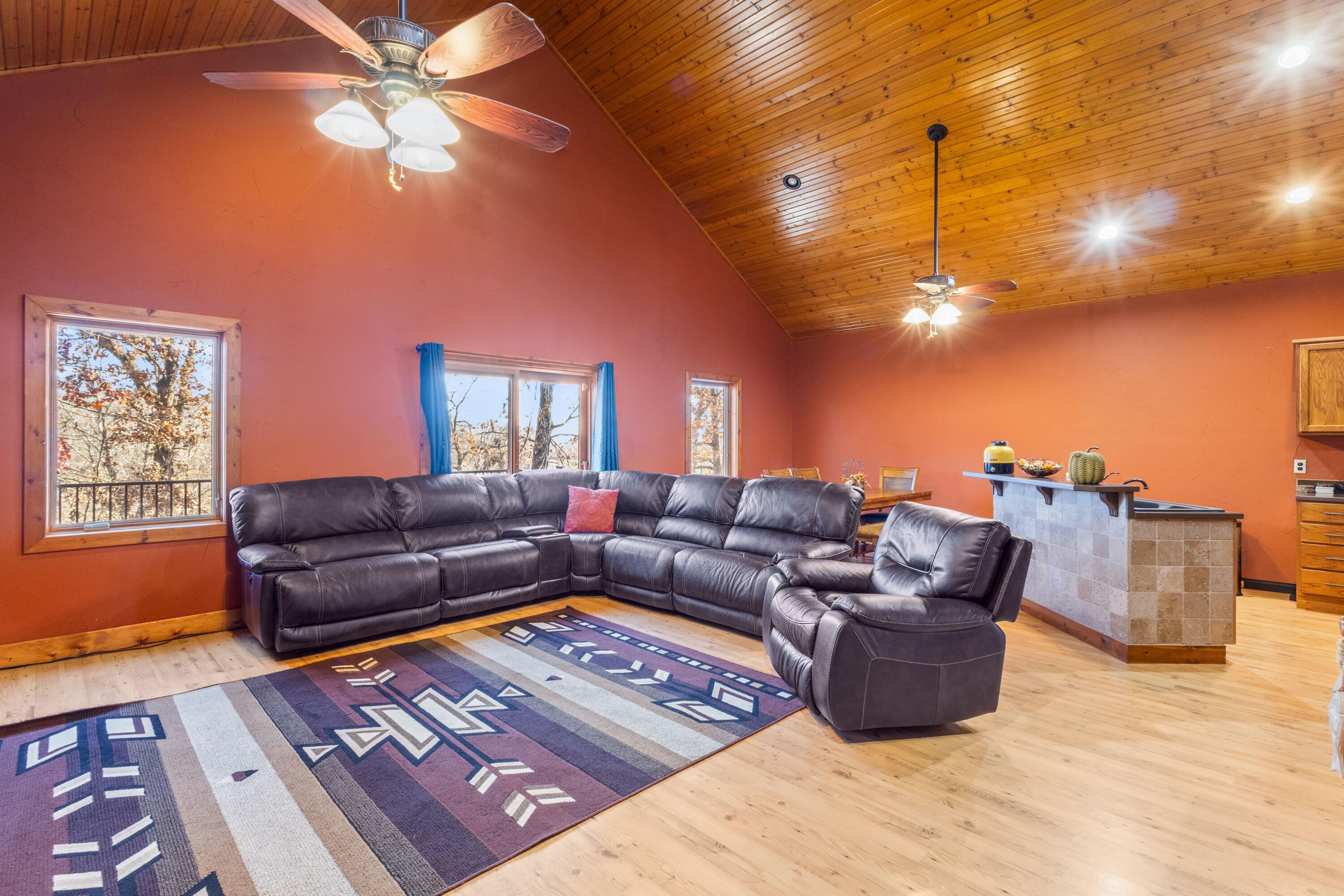 22011 Coyote Ridge Road Property Photo 15