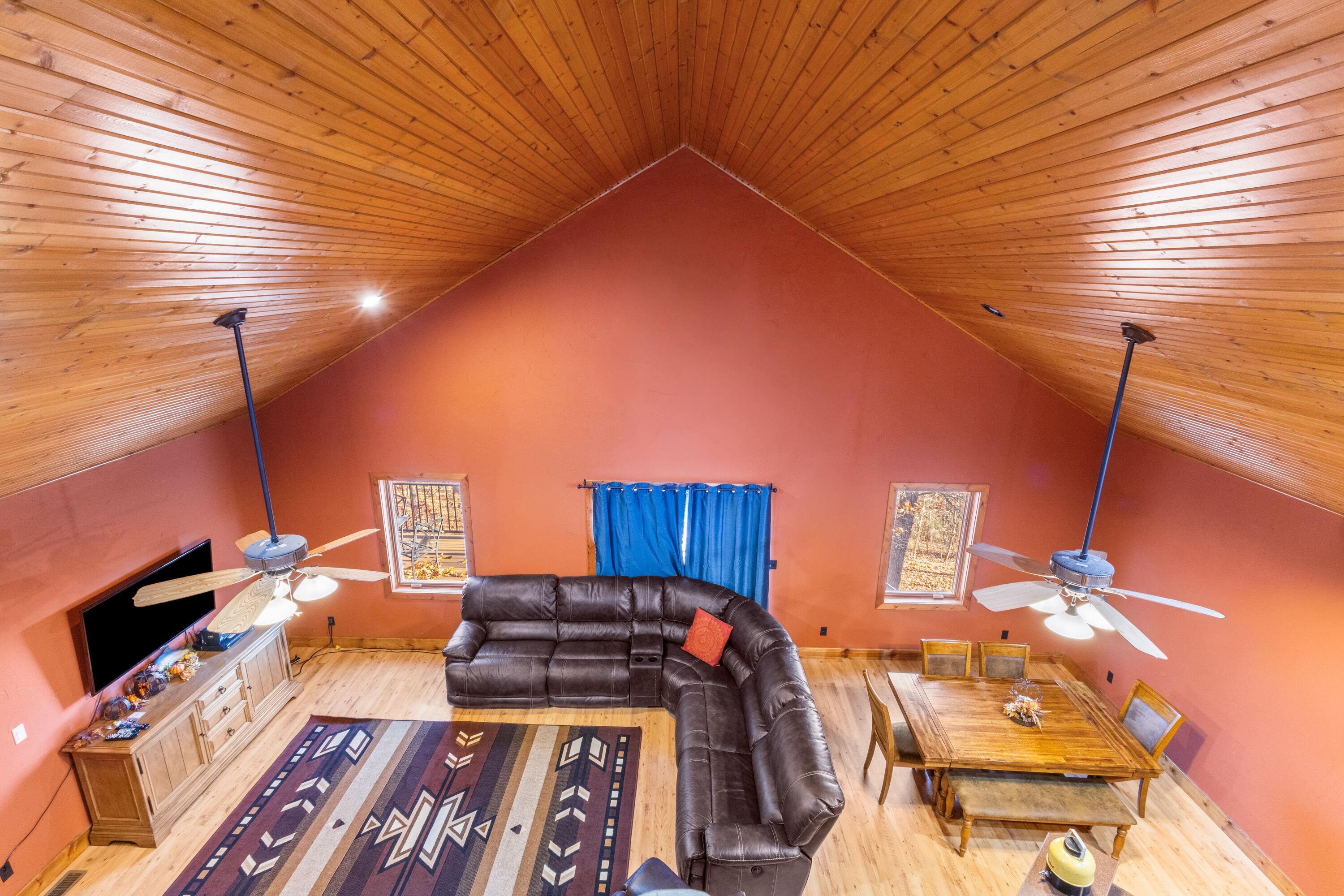 22011 Coyote Ridge Road Property Photo 17