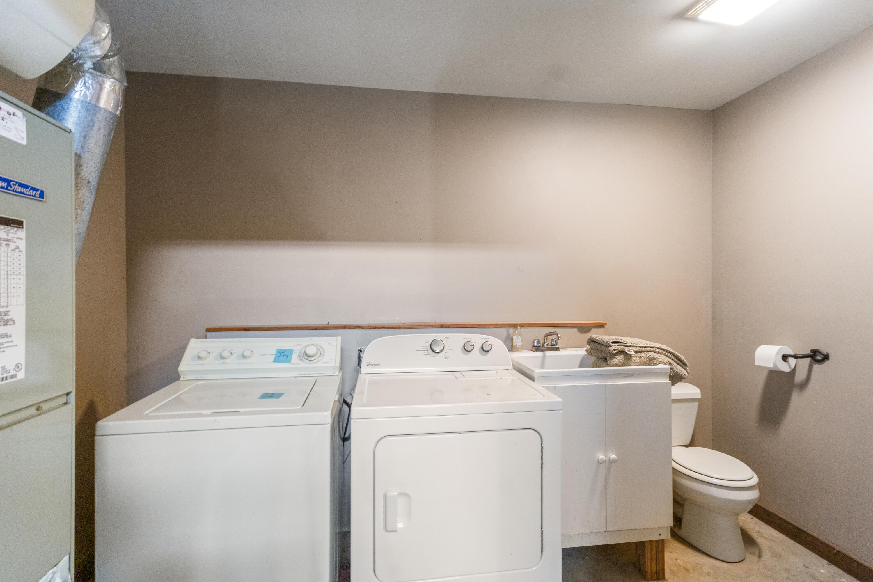 22011 Coyote Ridge Road Property Photo 47
