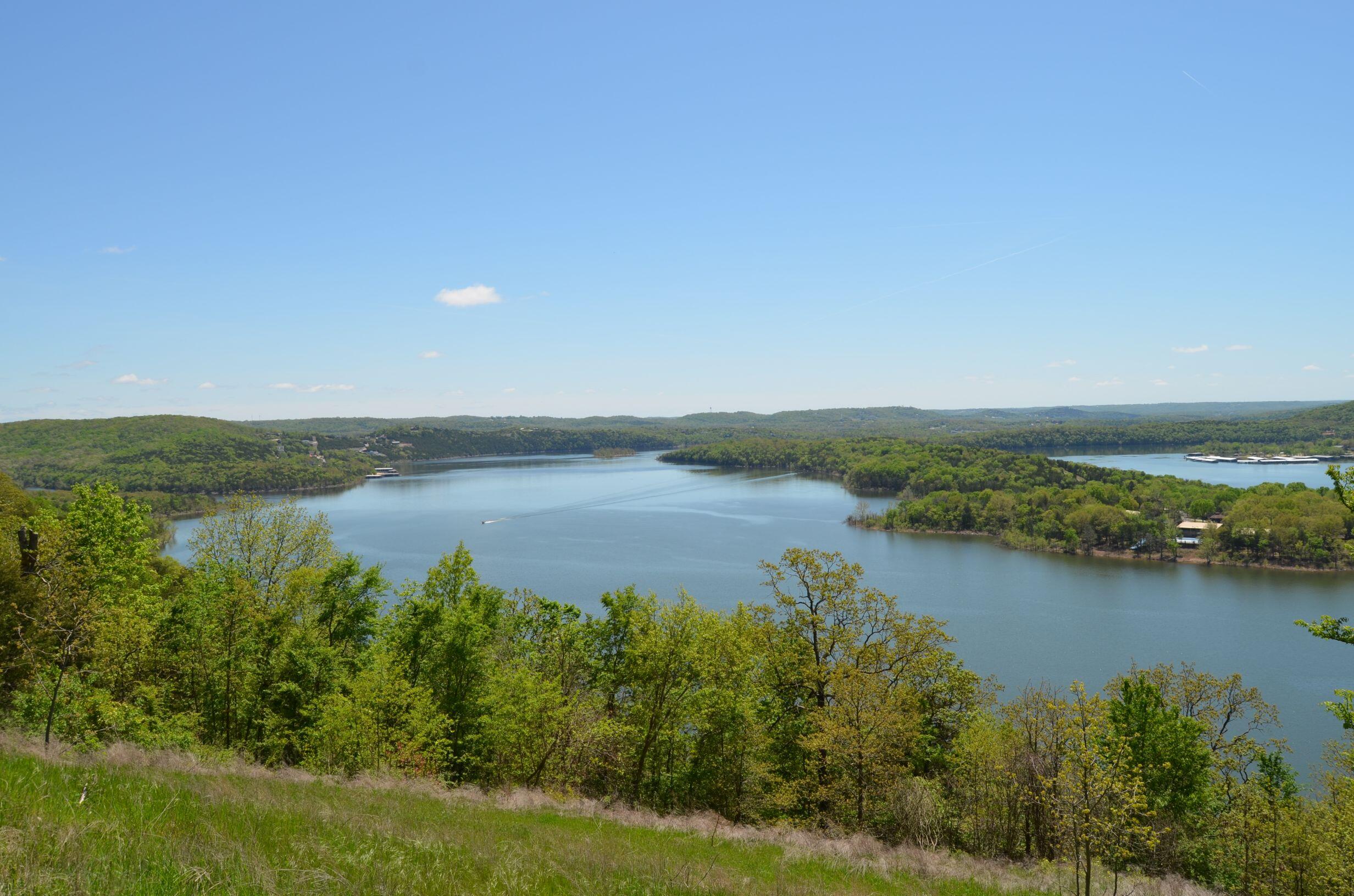 311 Cliffside Drive Property Photo 2
