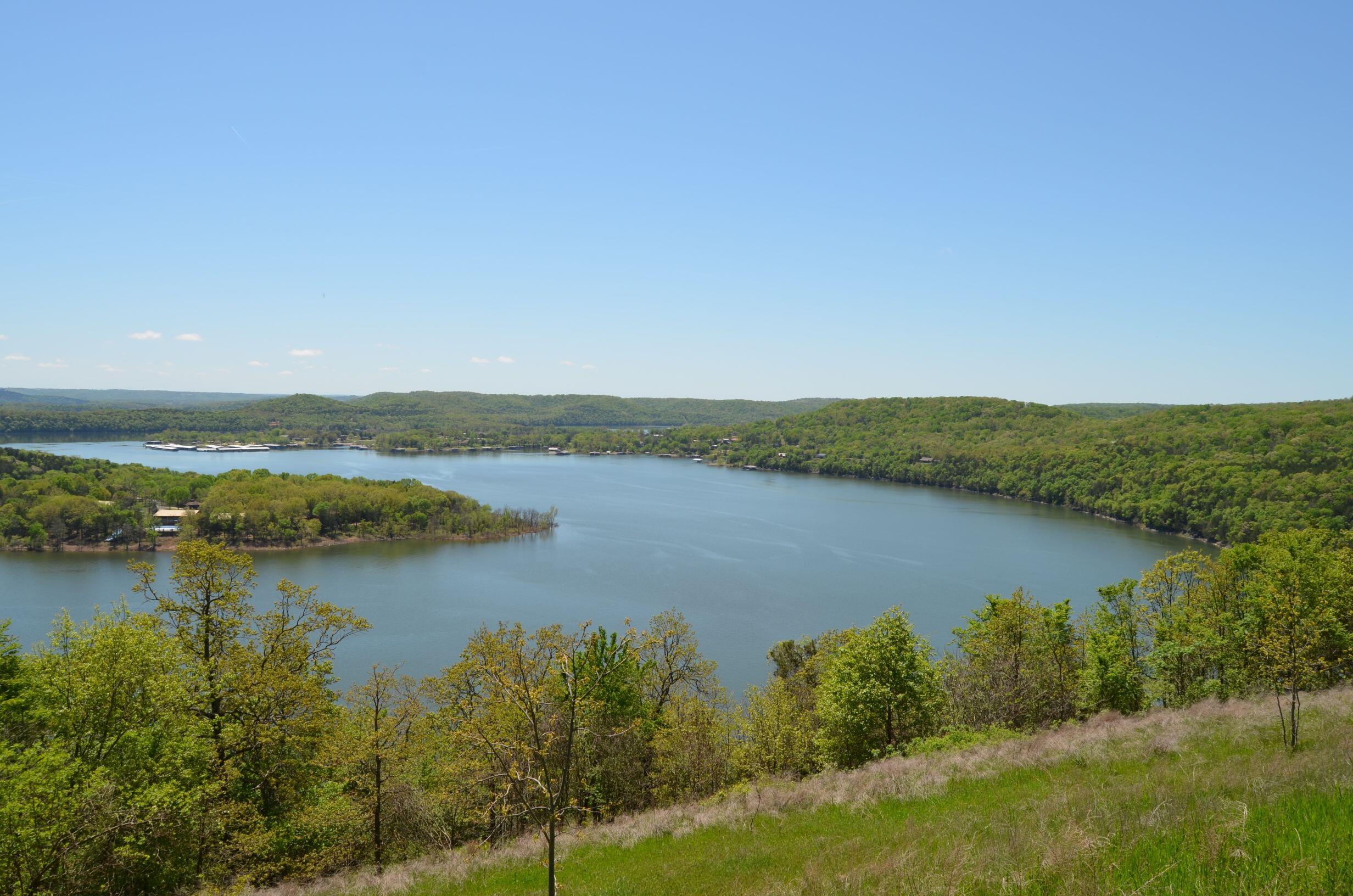 311 Cliffside Drive Property Photo 3