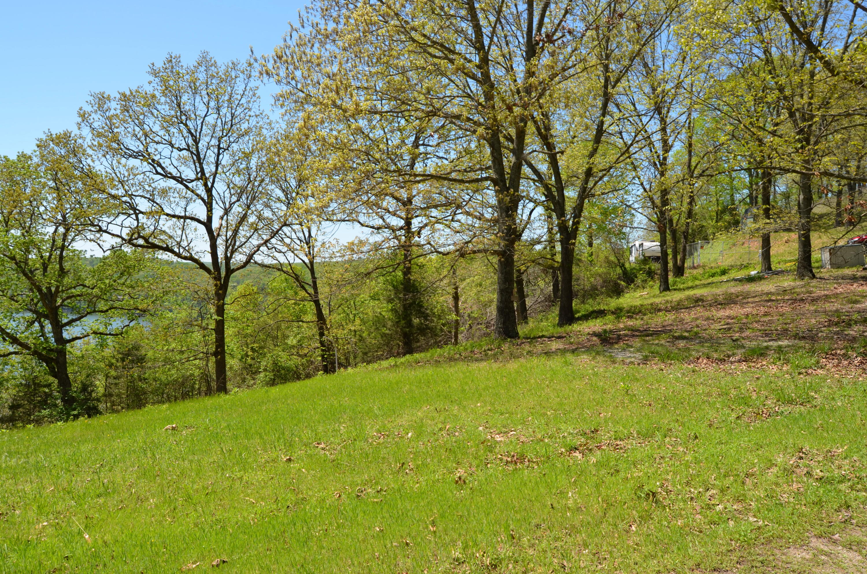 311 Cliffside Drive Property Photo 4