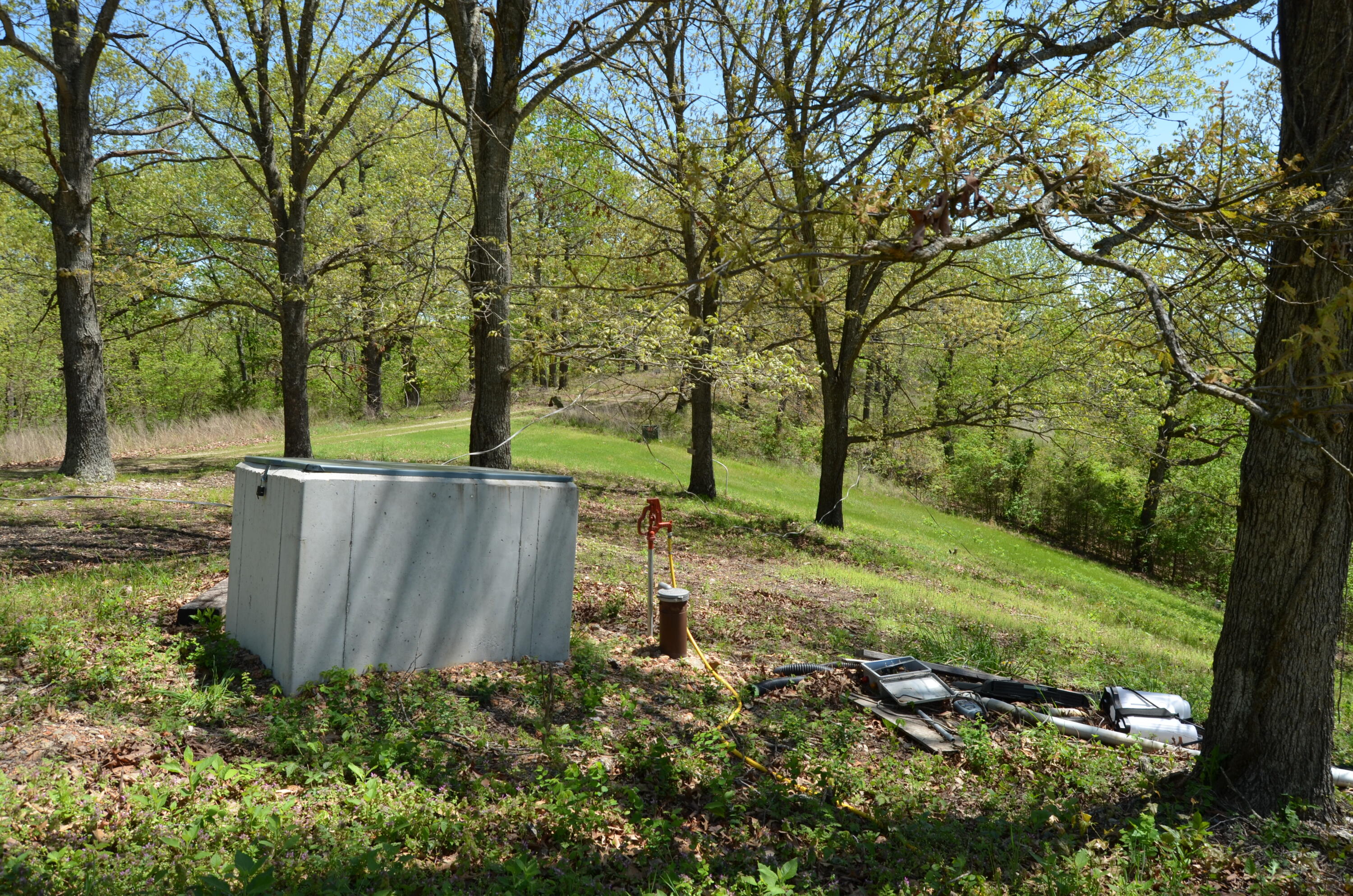 311 Cliffside Drive Property Photo 6