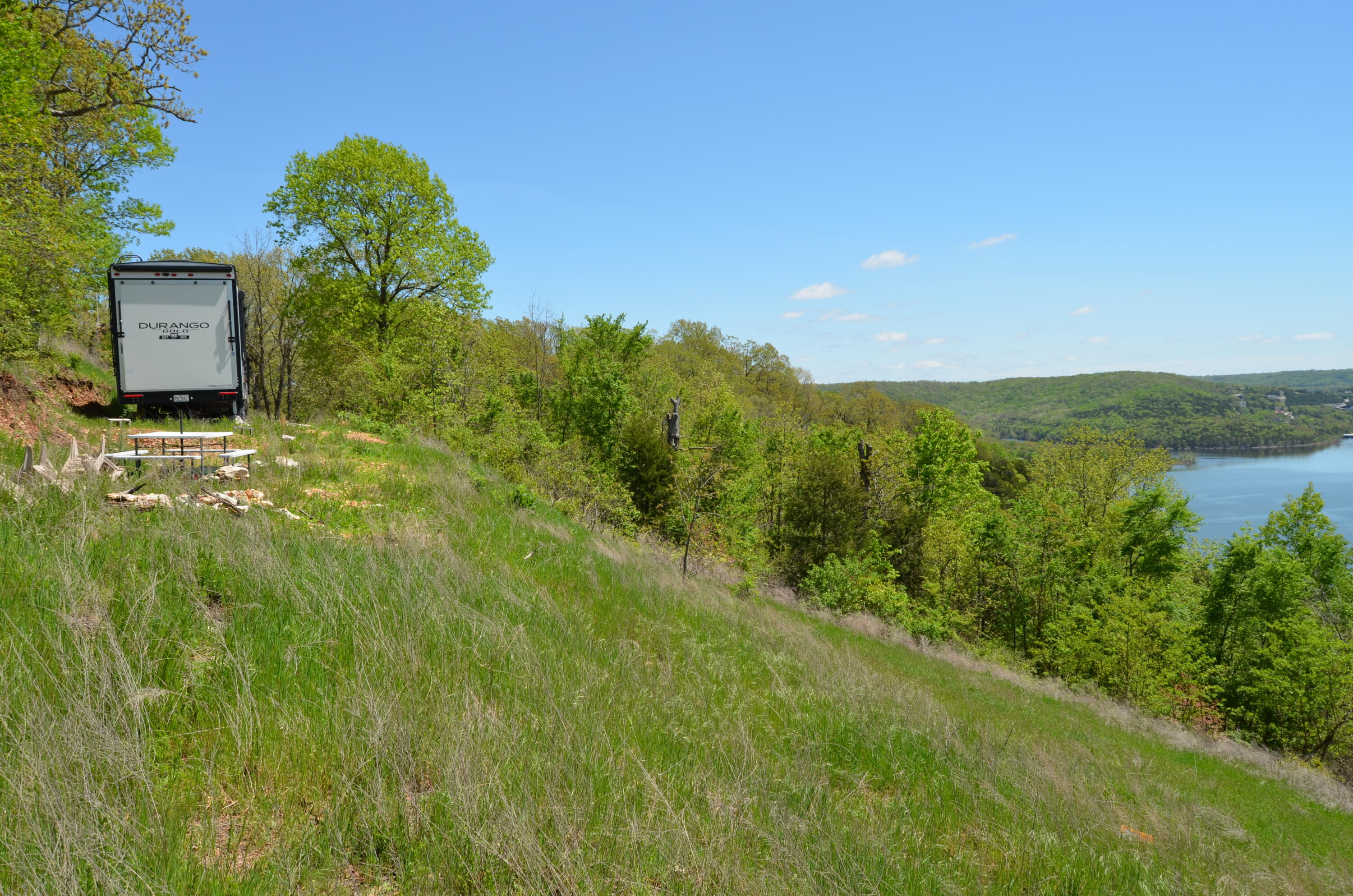 311 Cliffside Drive Property Photo 12