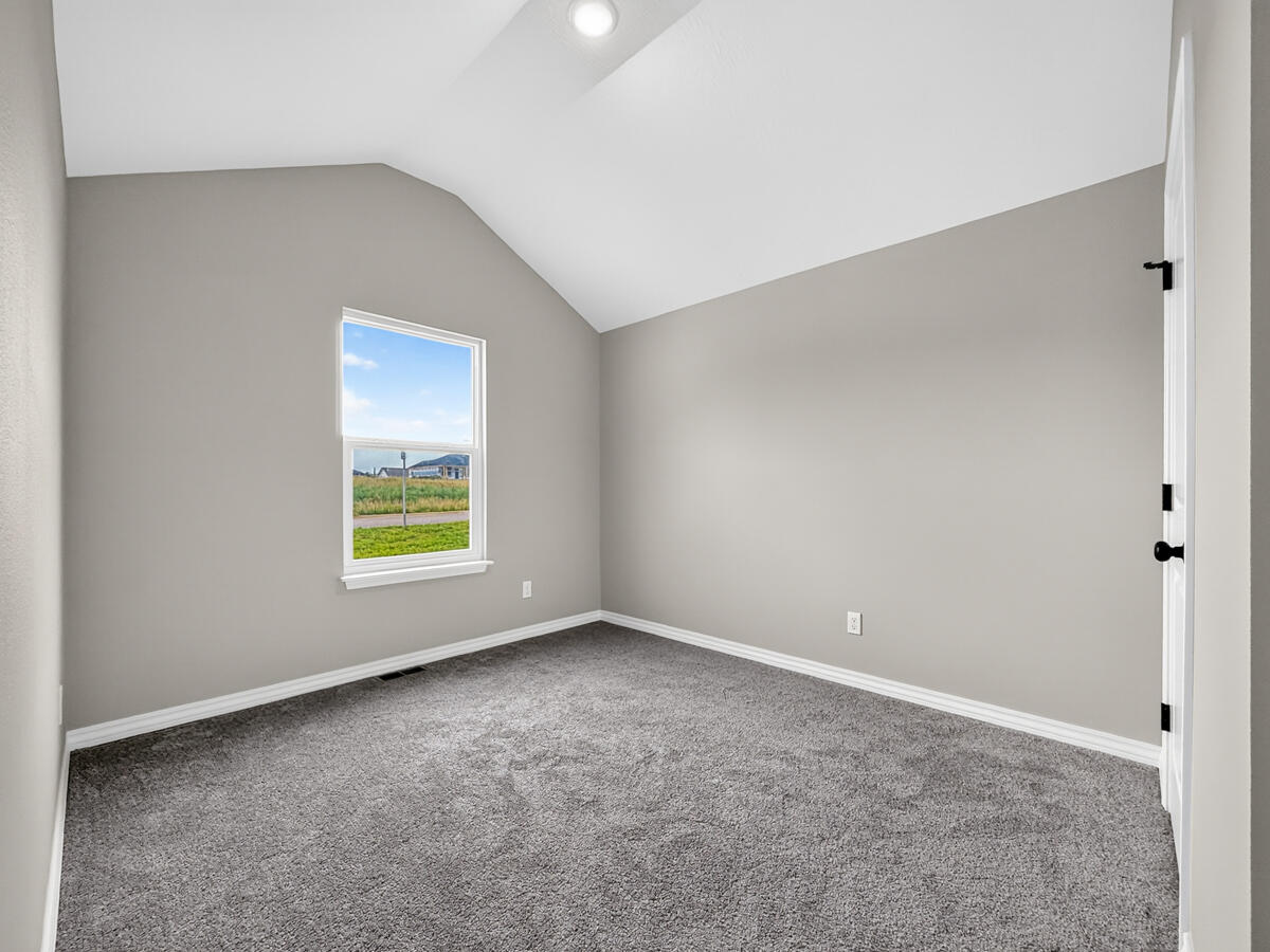 595 Bailiwick Drive Property Photo 6