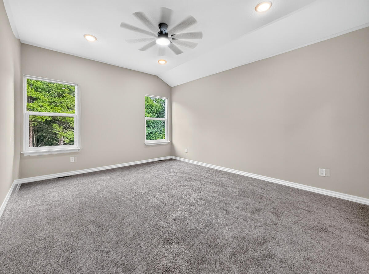 595 Bailiwick Drive Property Photo 7