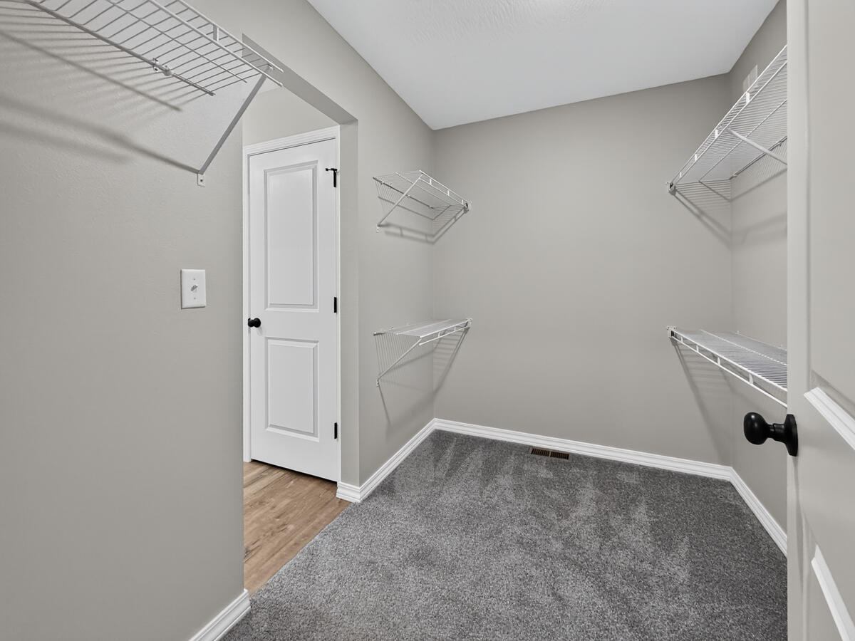 595 Bailiwick Drive Property Photo 10