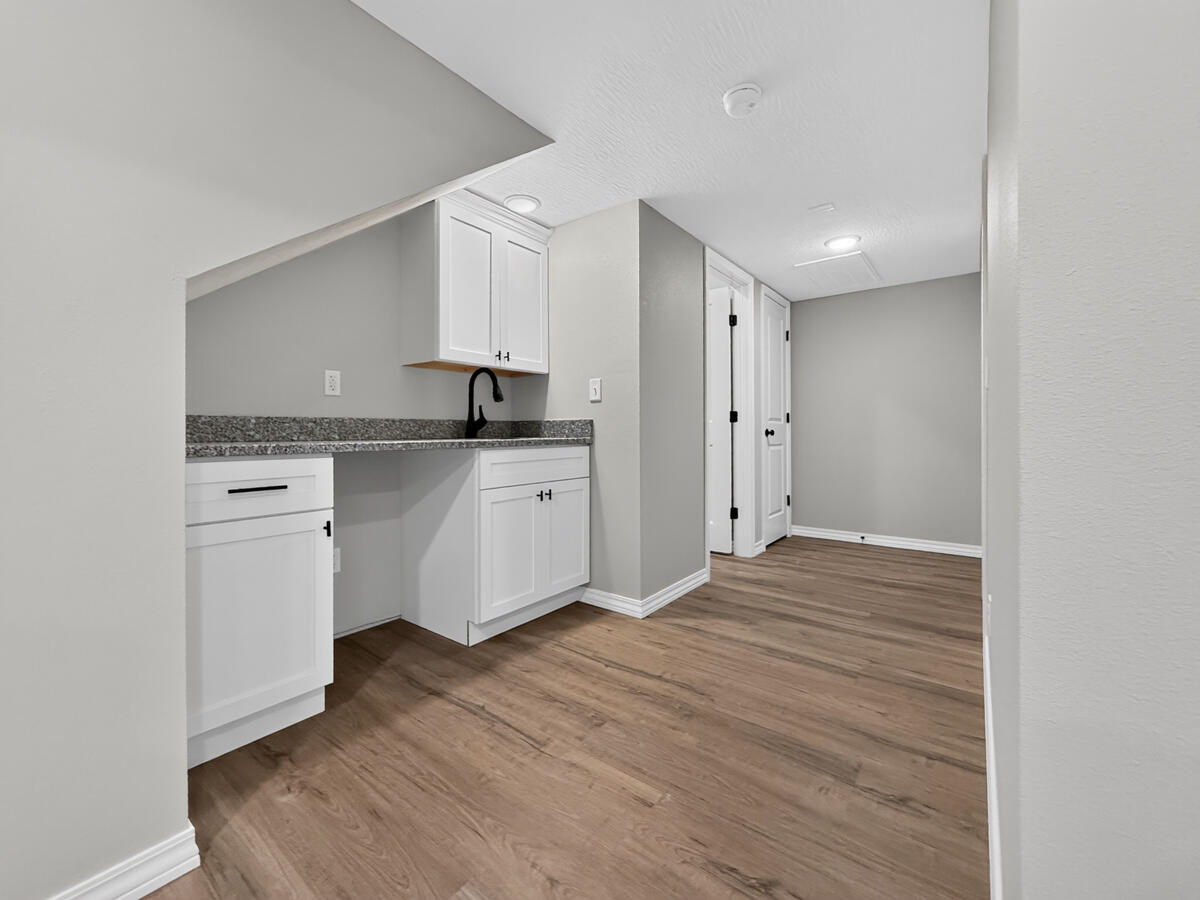 595 Bailiwick Drive Property Photo 15