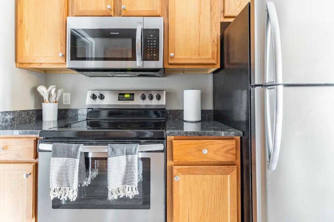2915 Vineyards Parkway Building 8- Unit 1 Property Photo 13