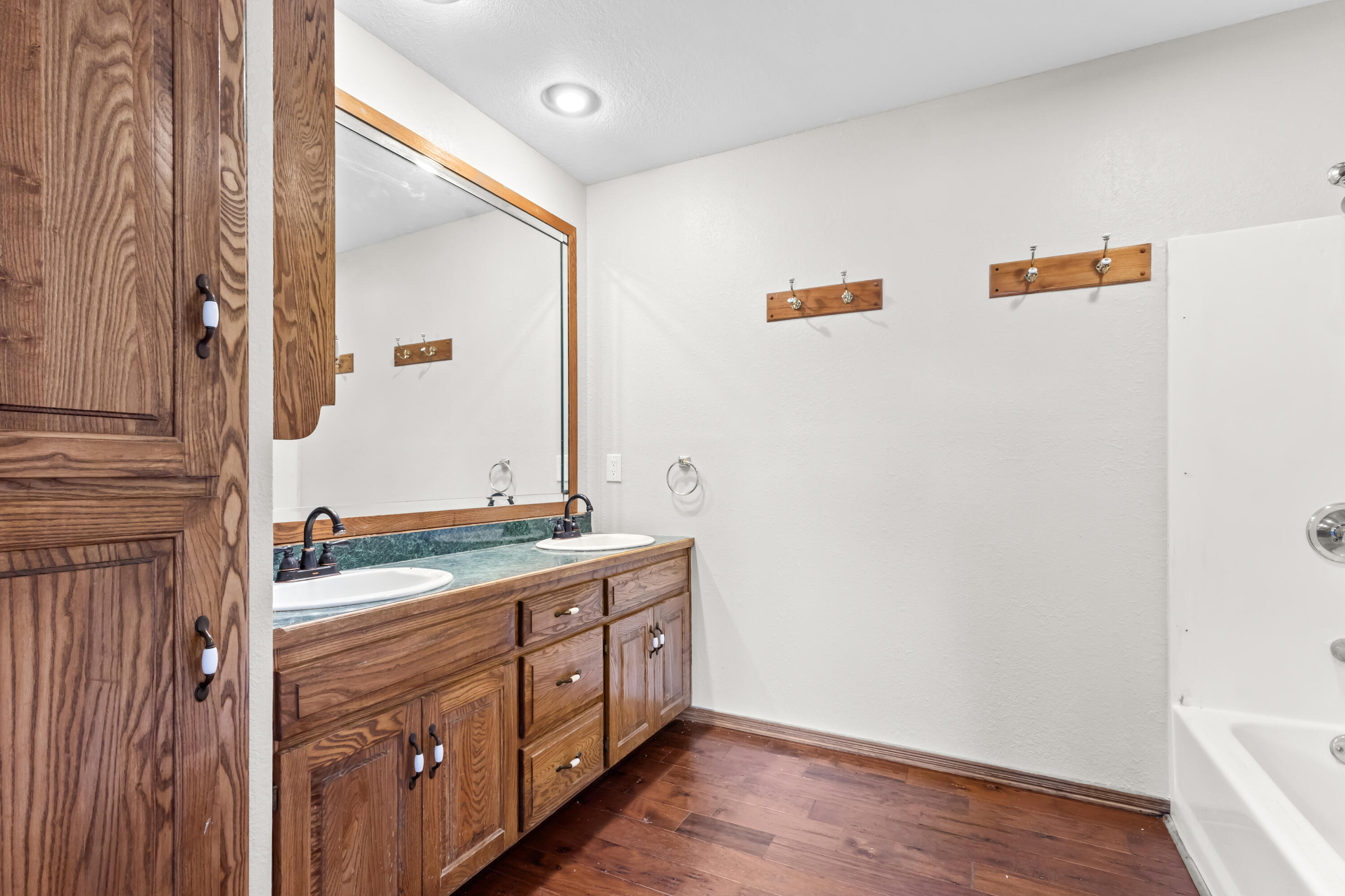 3205 Johns Ford Road Property Photo 12