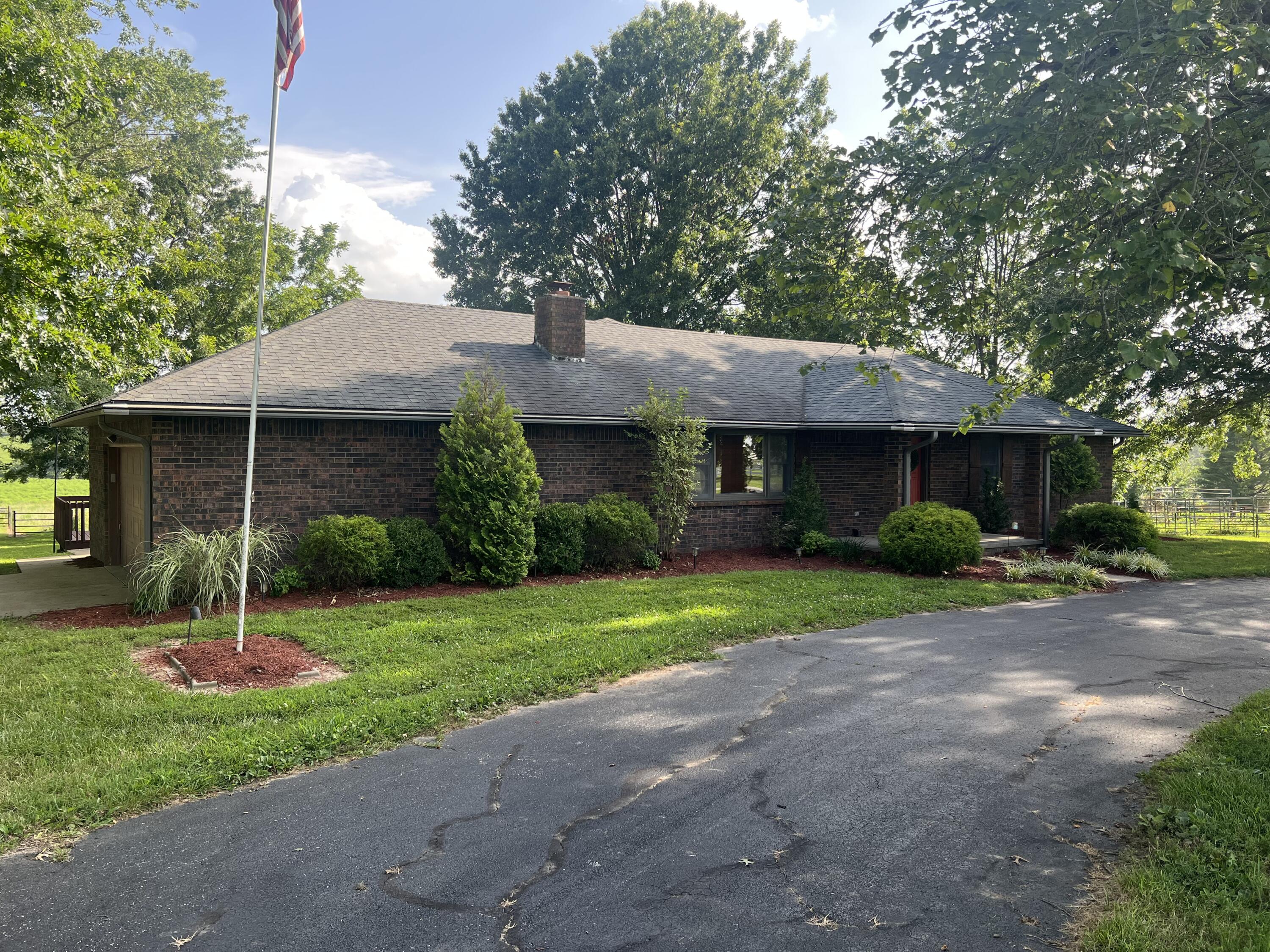 598 Scenic View Road Property Photo 2