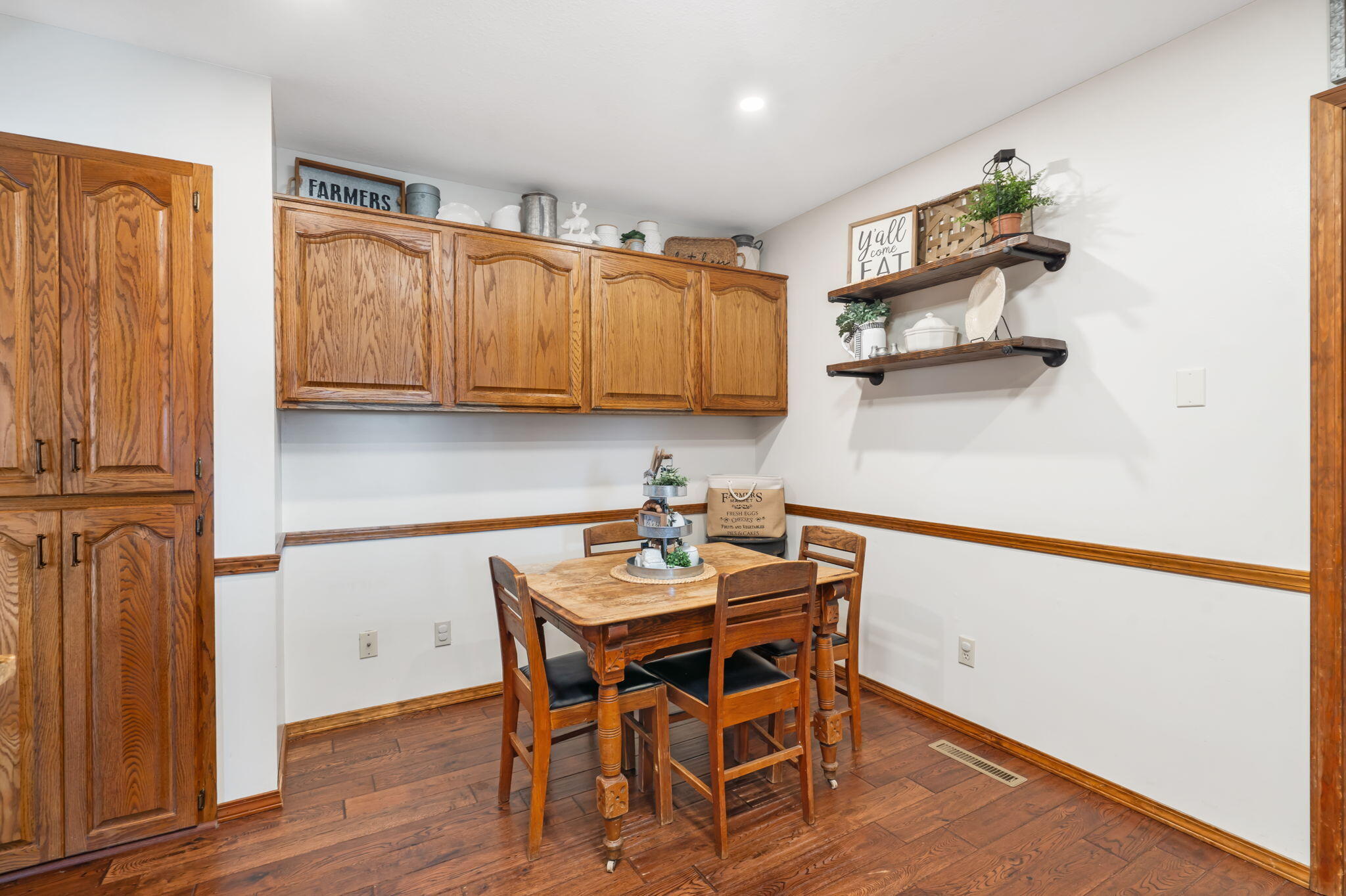 598 Scenic View Road Property Photo 17
