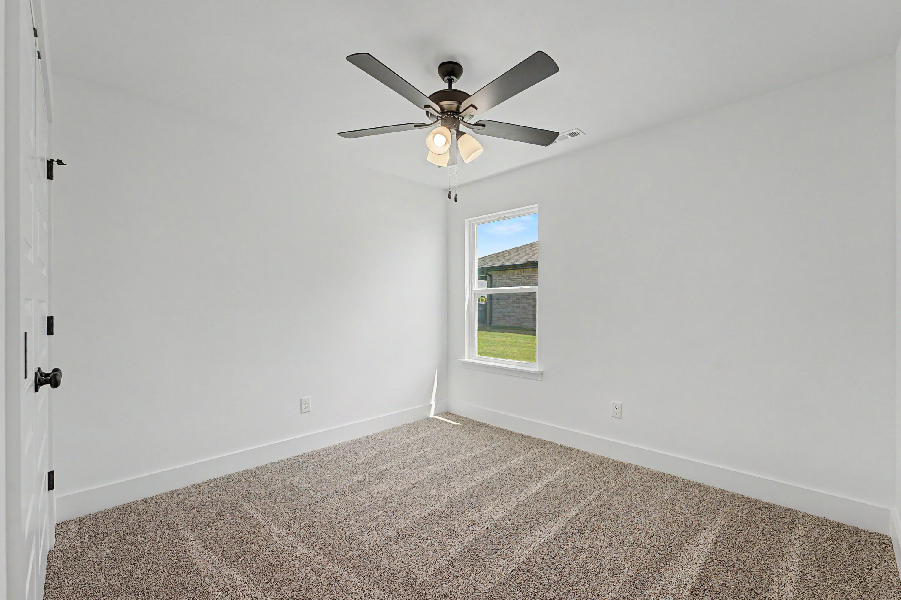 909 Aberdeen Avenue Property Photo 25