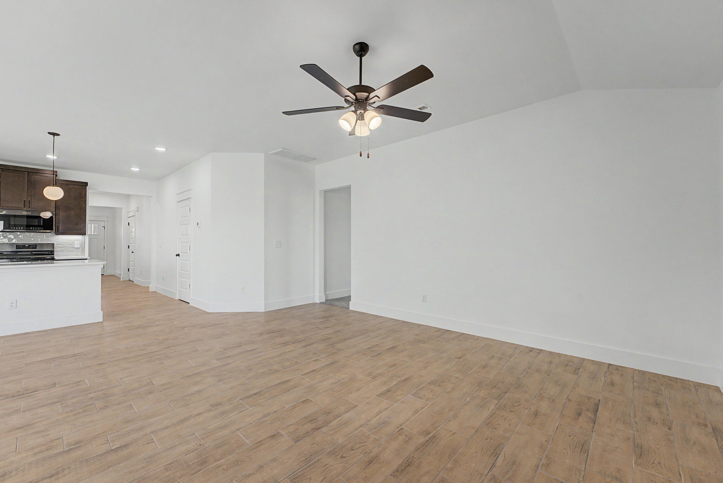 909 Aberdeen Avenue Property Photo 27