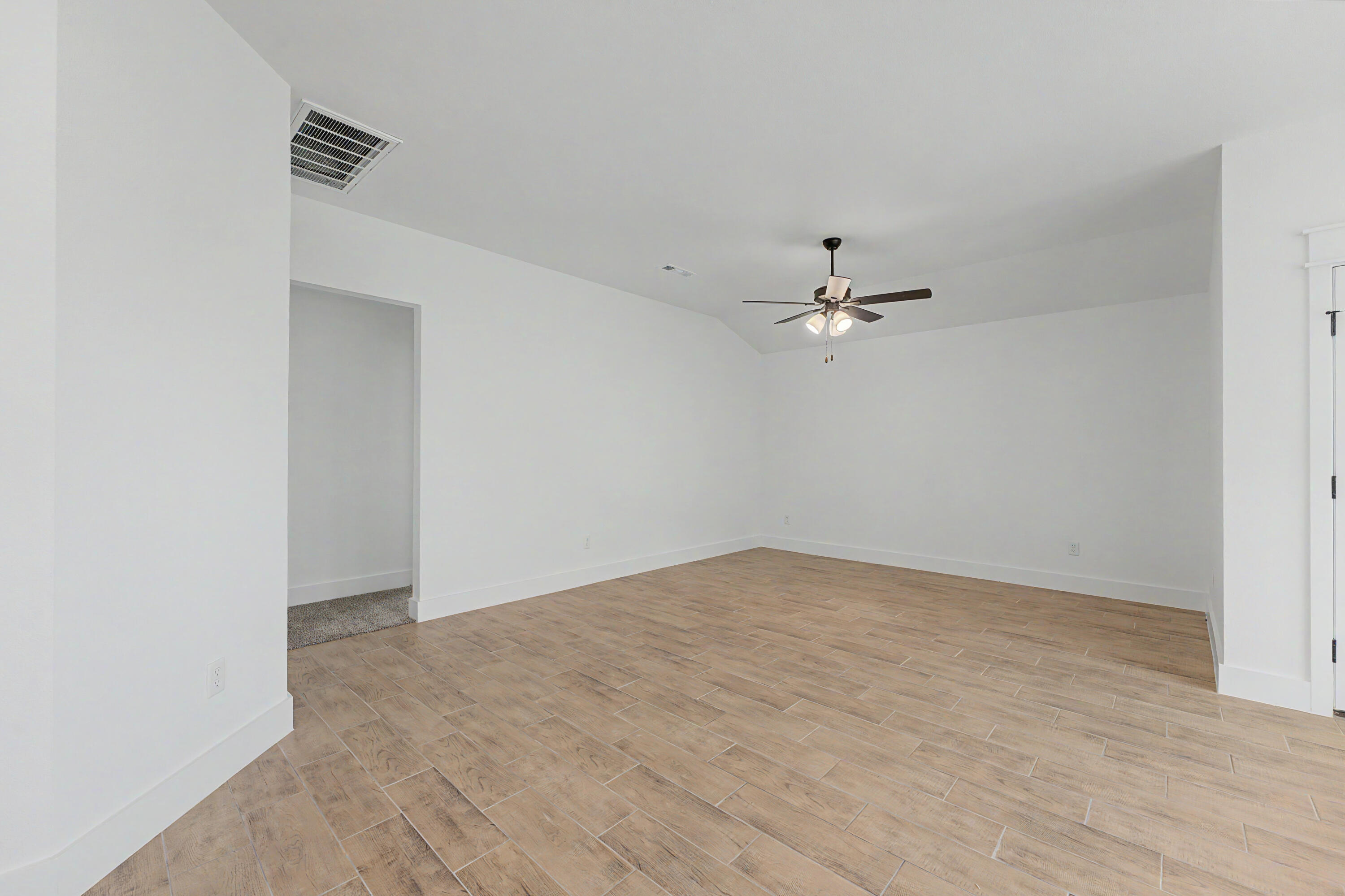 909 Aberdeen Avenue Property Photo 32