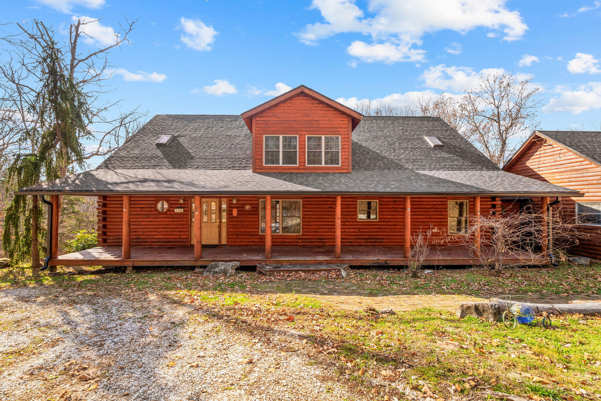 1348 Highview Circle Property Photo 3