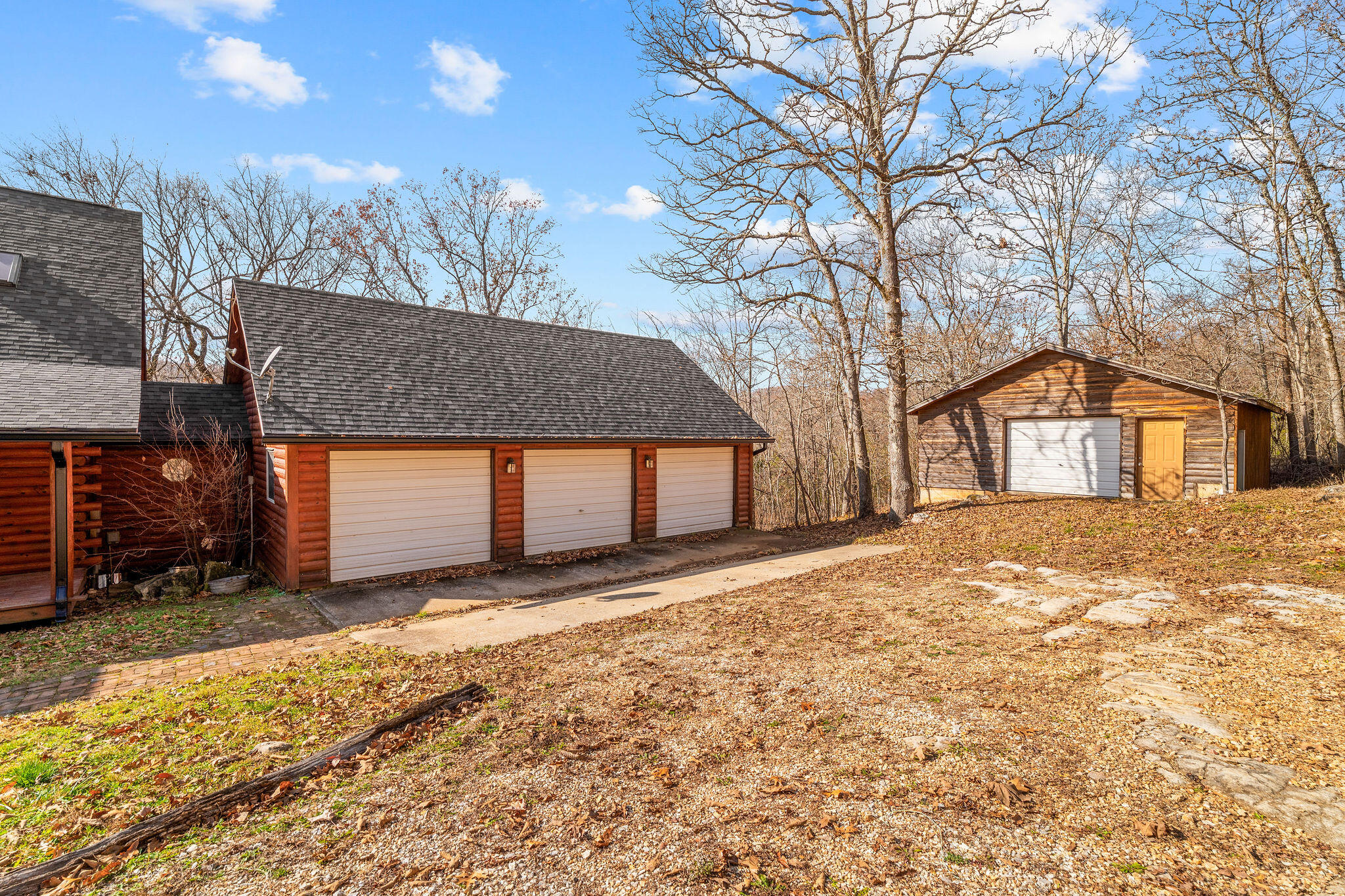 1348 Highview Circle Property Photo 5