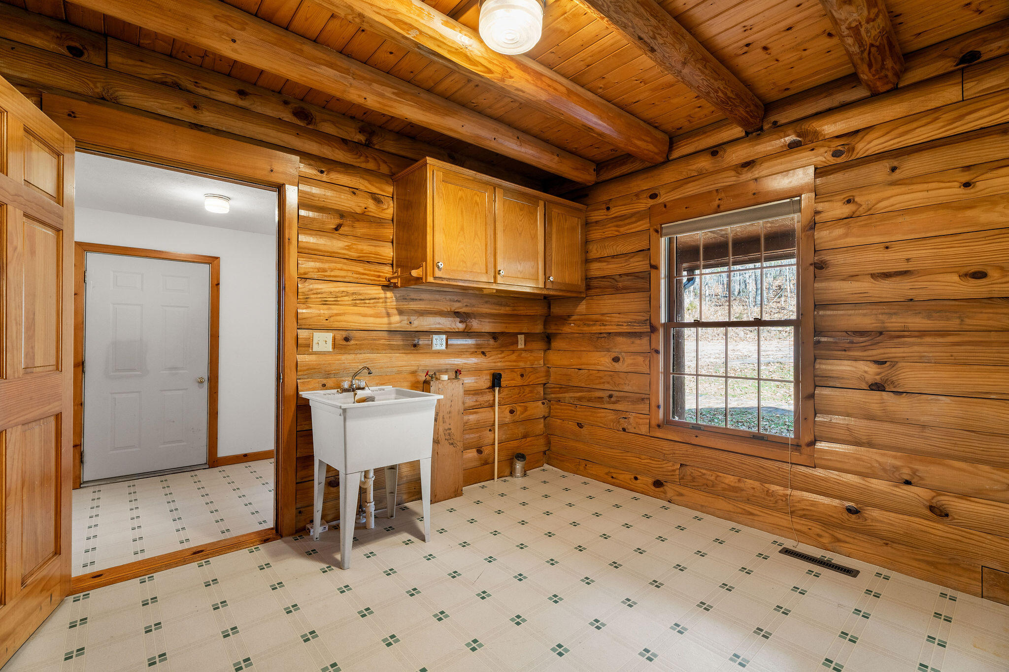1348 Highview Circle Property Photo 24