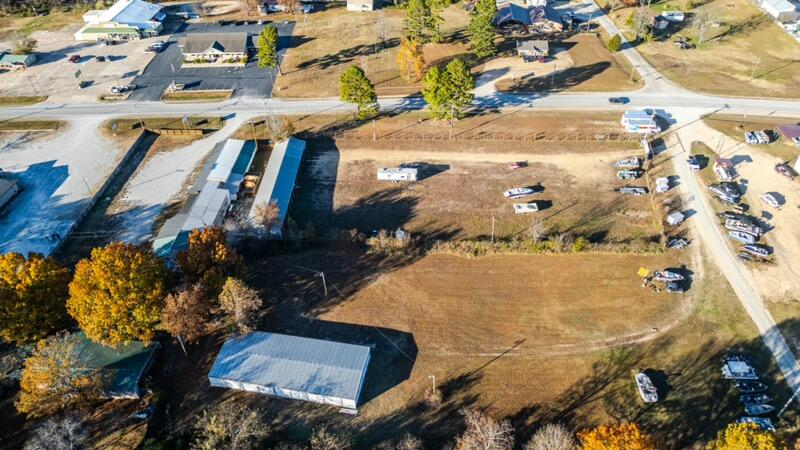 17 Mcnabb Drive Property Photo 4