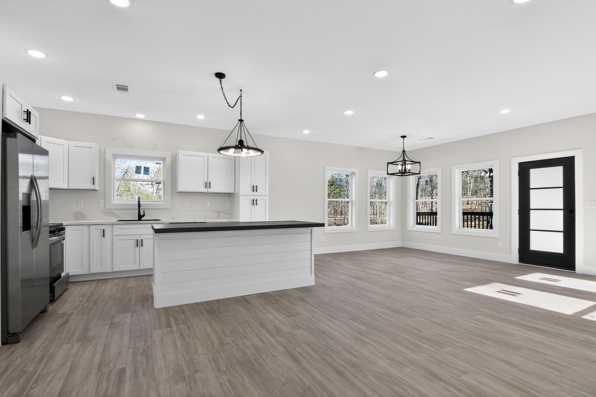 24407 Songbird Drive Property Photo 13