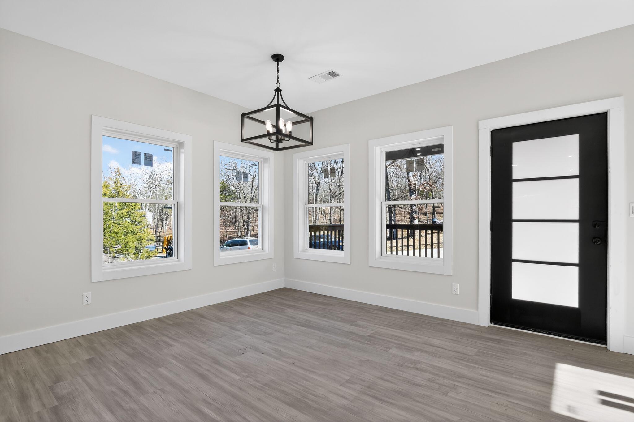 24407 Songbird Drive Property Photo 14