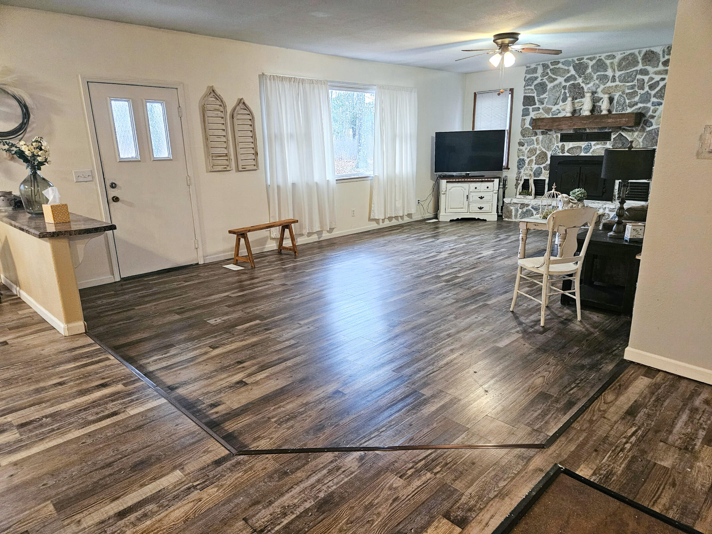 21371 Howell Road Property Photo 4