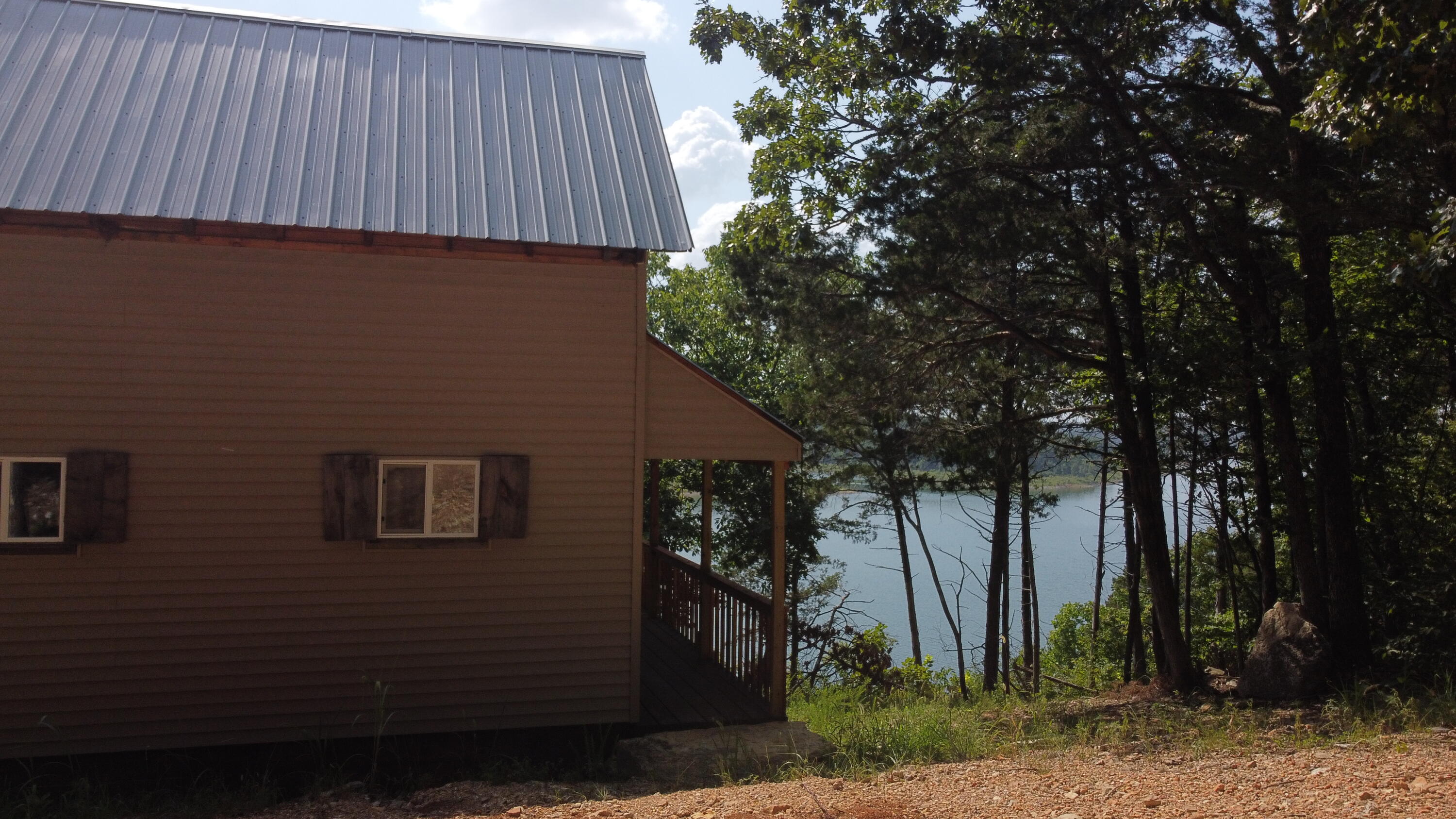 1350 Backwoods Rd Property Photo 6