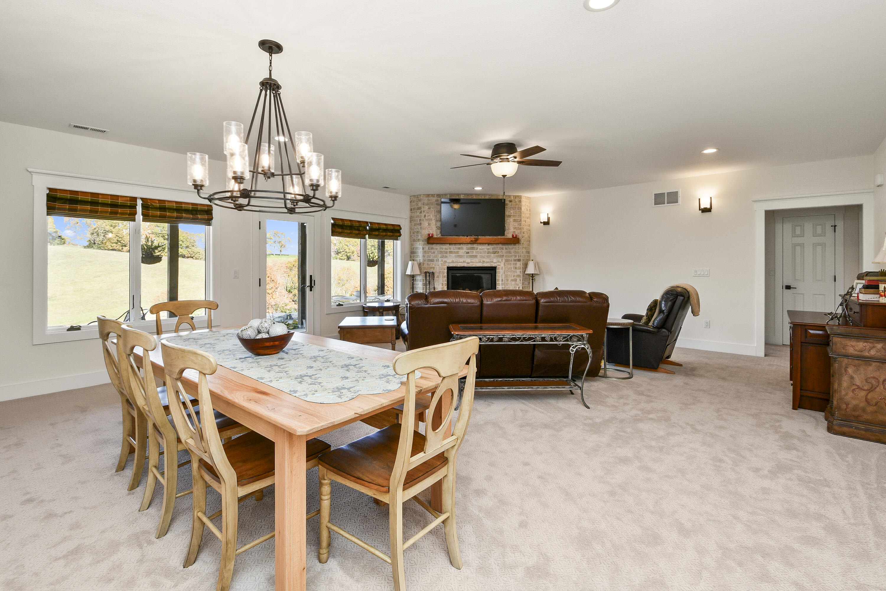 74 Hunters Drive Property Photo 30