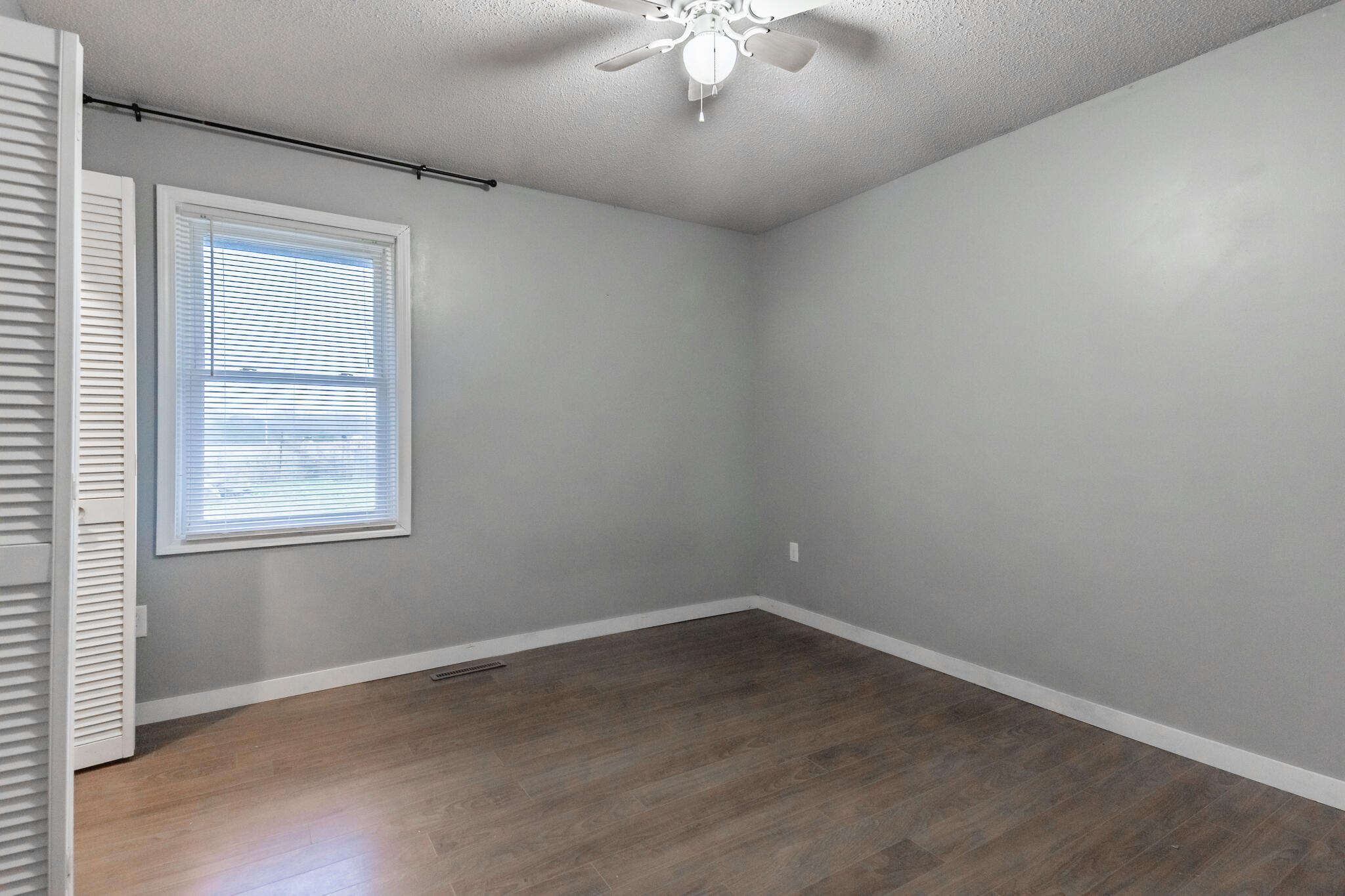 270 South Meadowlark Street Property Photo 21