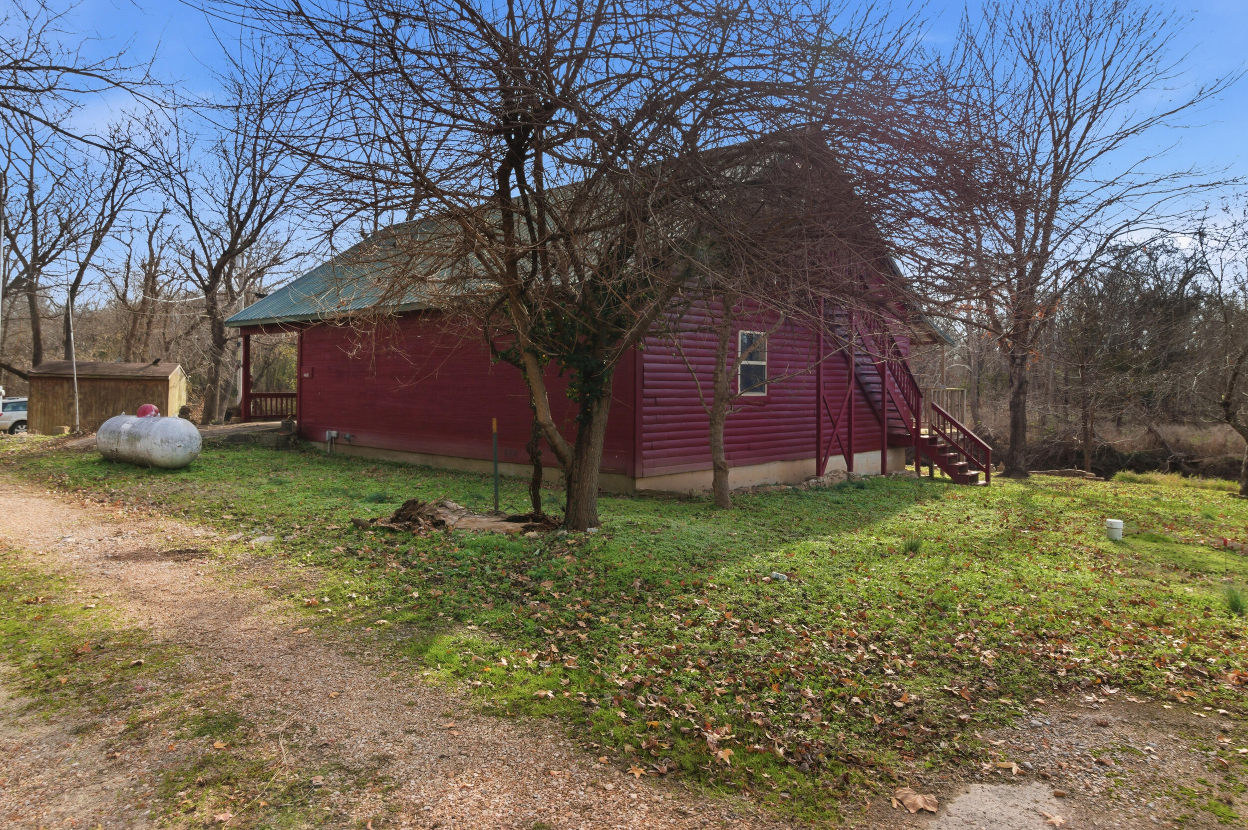 305 Thomas Street Property Photo 26