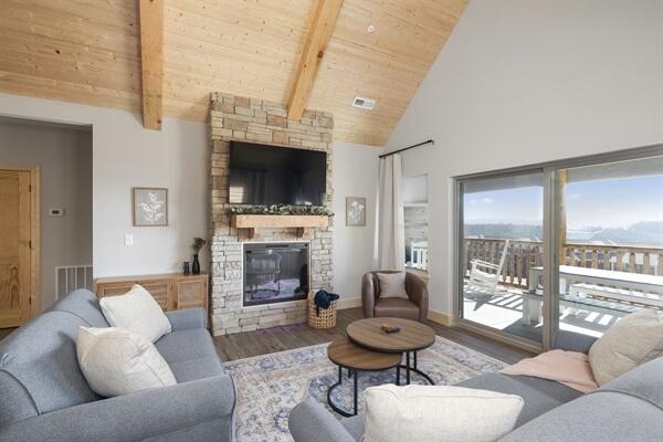 171 Summer Bay Boulevard Property Photo 3